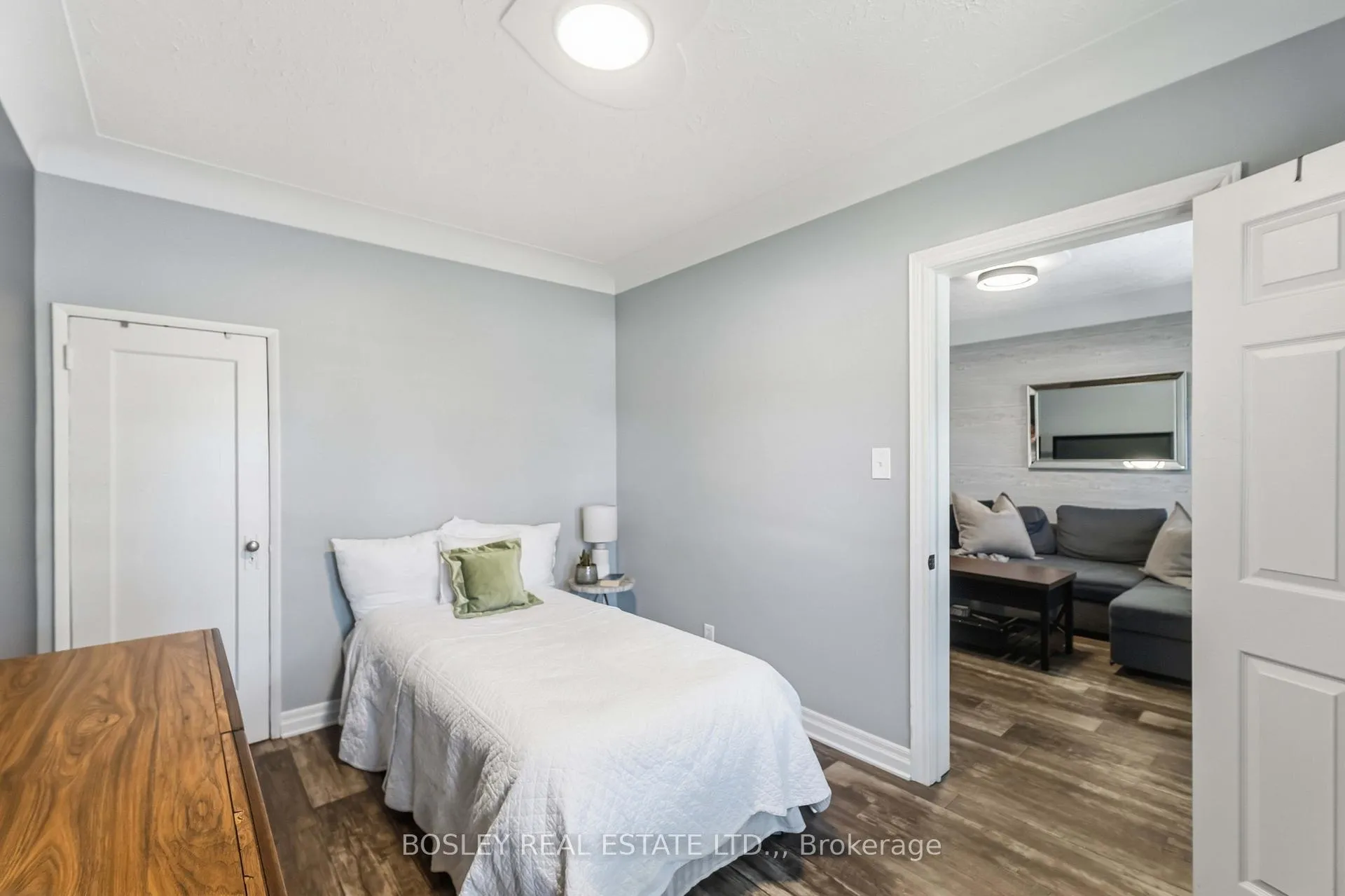 Photo 17 of 116 Haig Street, St. Catharines, Haig — HOMEH
