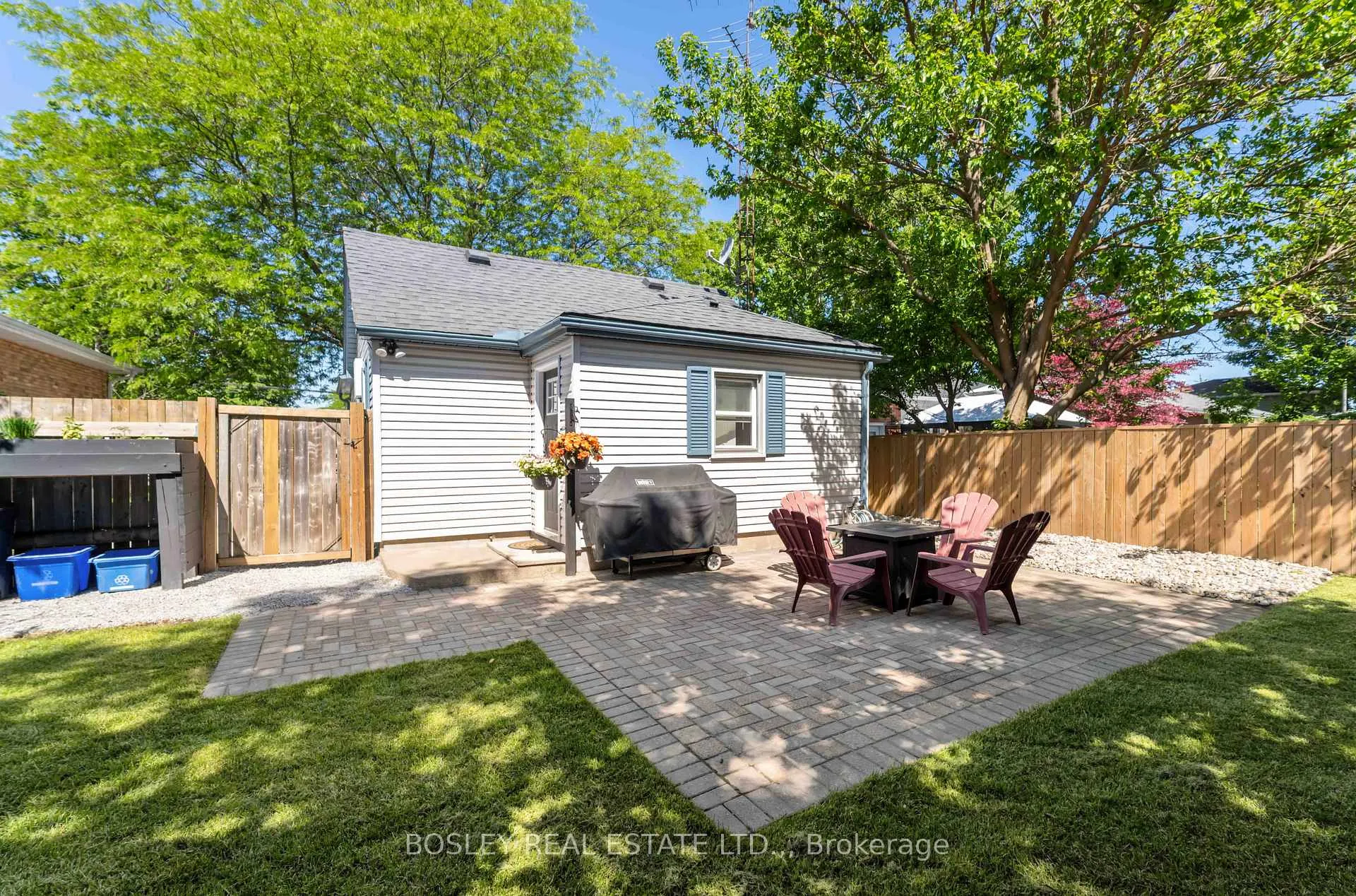 Photo 32 of 116 Haig Street, St. Catharines, Haig — HOMEH