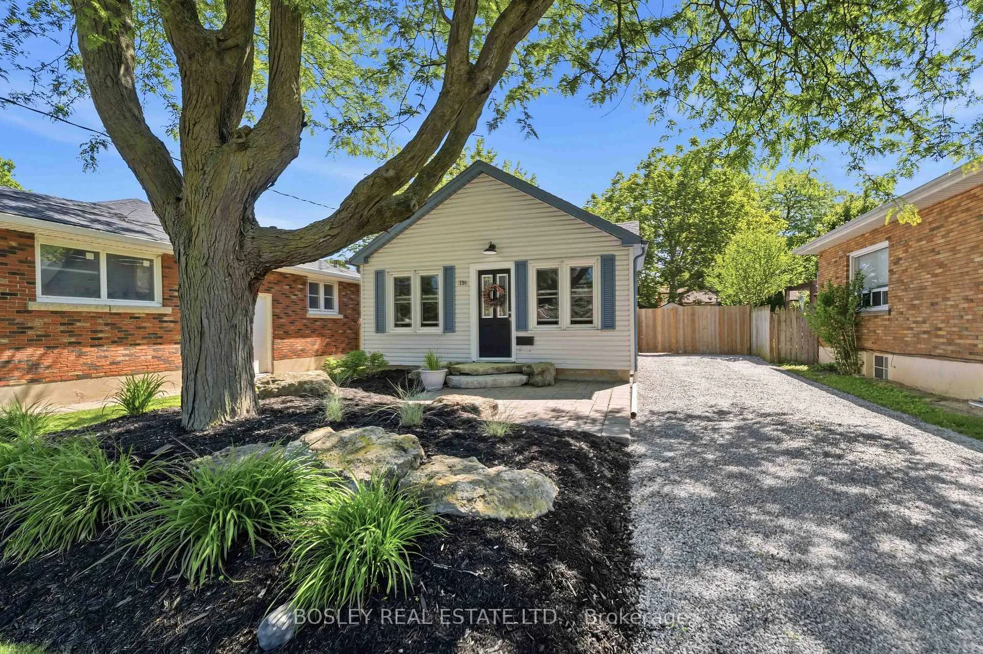 Photo 41 of 116 Haig Street, St. Catharines, Haig — HOMEH