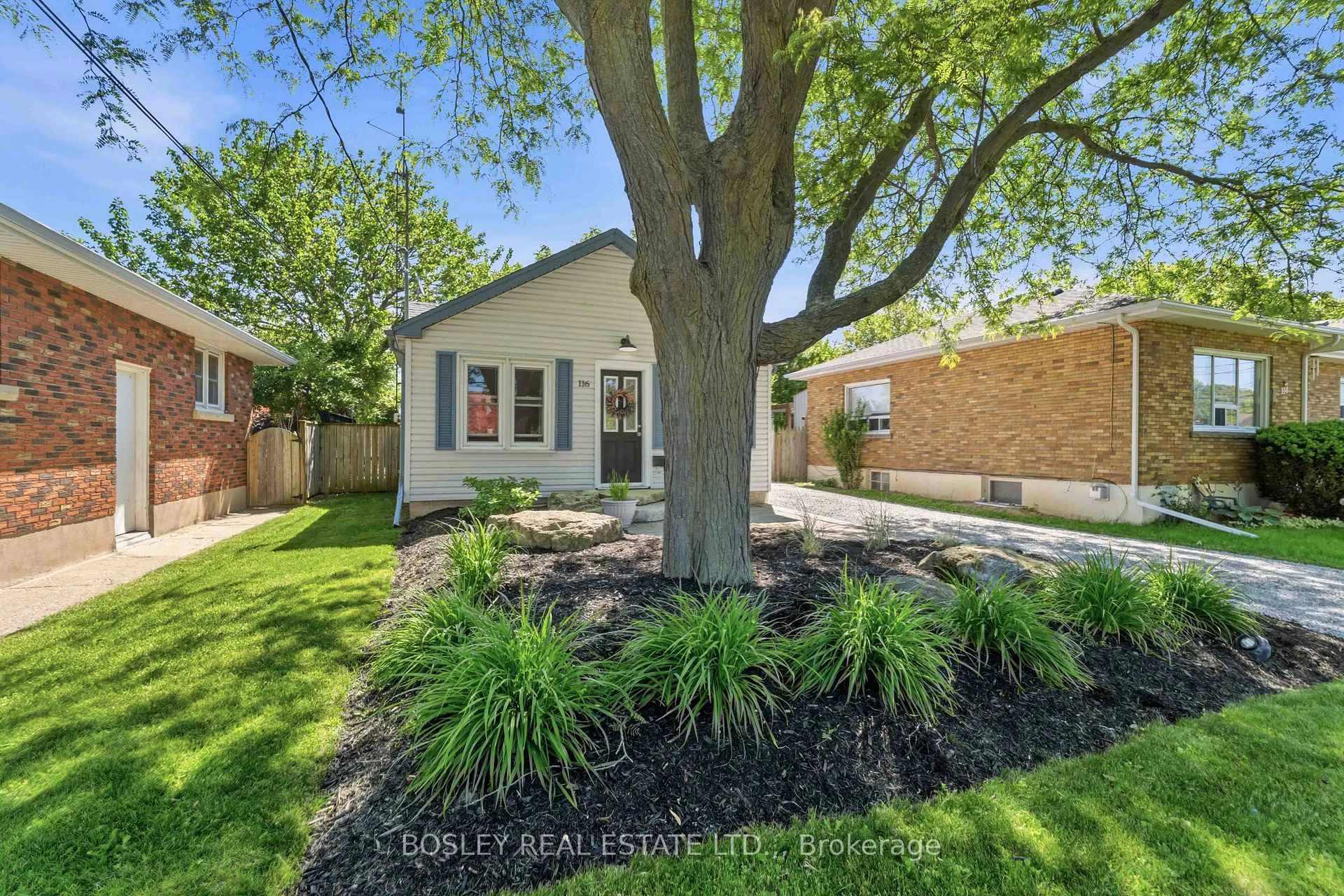Photo 42 of 116 Haig Street, St. Catharines, Haig — HOMEH