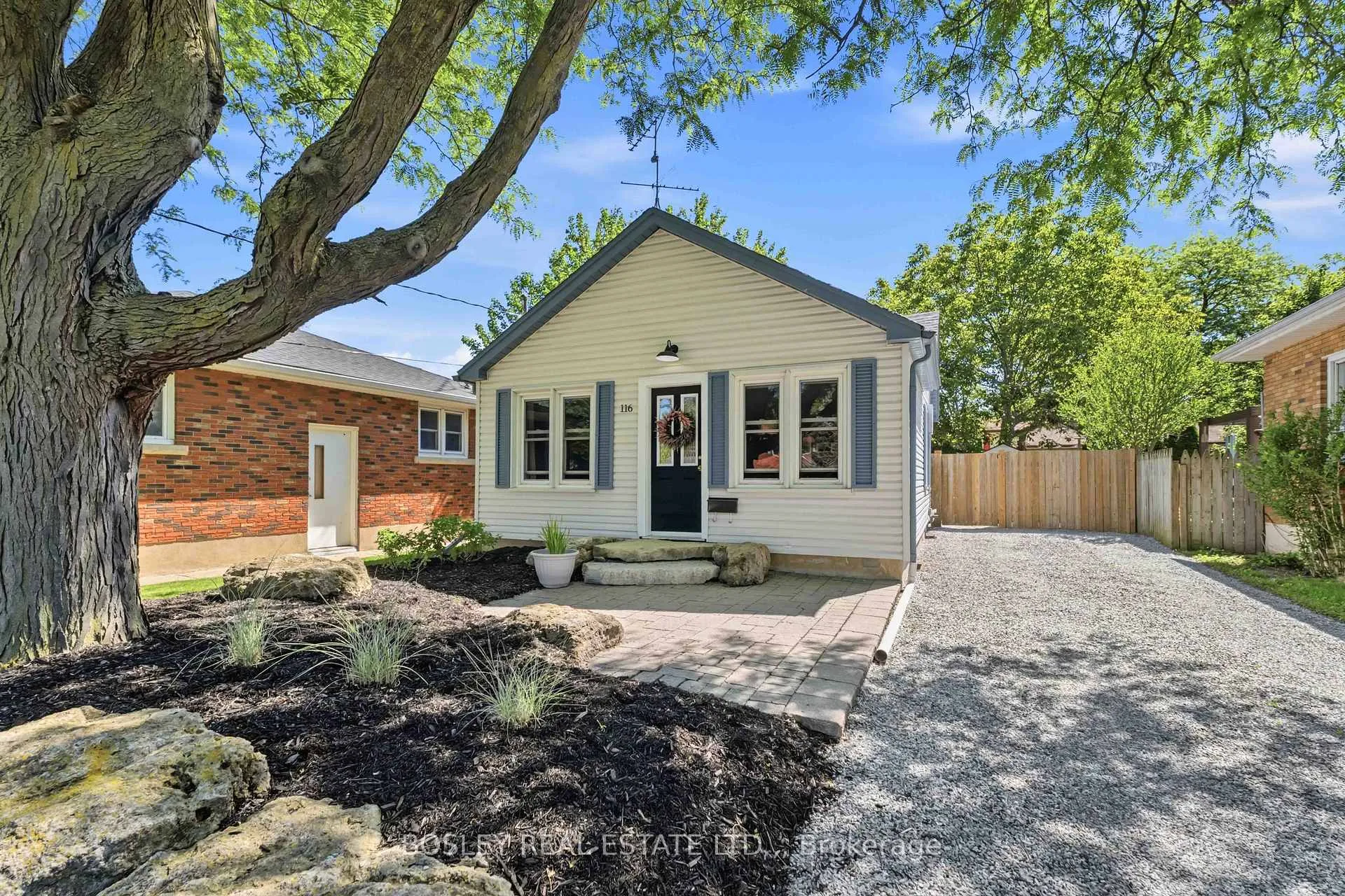 Photo 45 of 116 Haig Street, St. Catharines, Haig — HOMEH