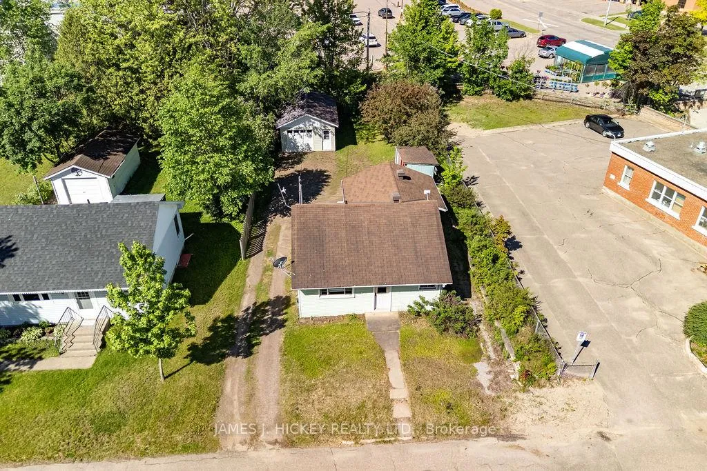 Photo 36 of 6 Hillcrest Avenue, Deep River — HOMEH