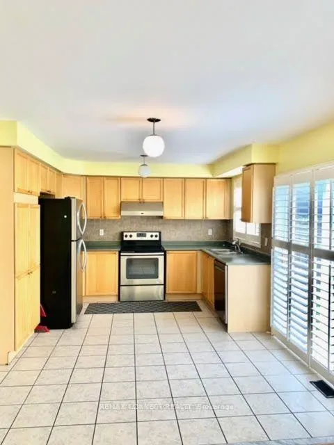 Photo 9 of 66 Oasis Boulevard, Scarborough, Rouge — HOMEH