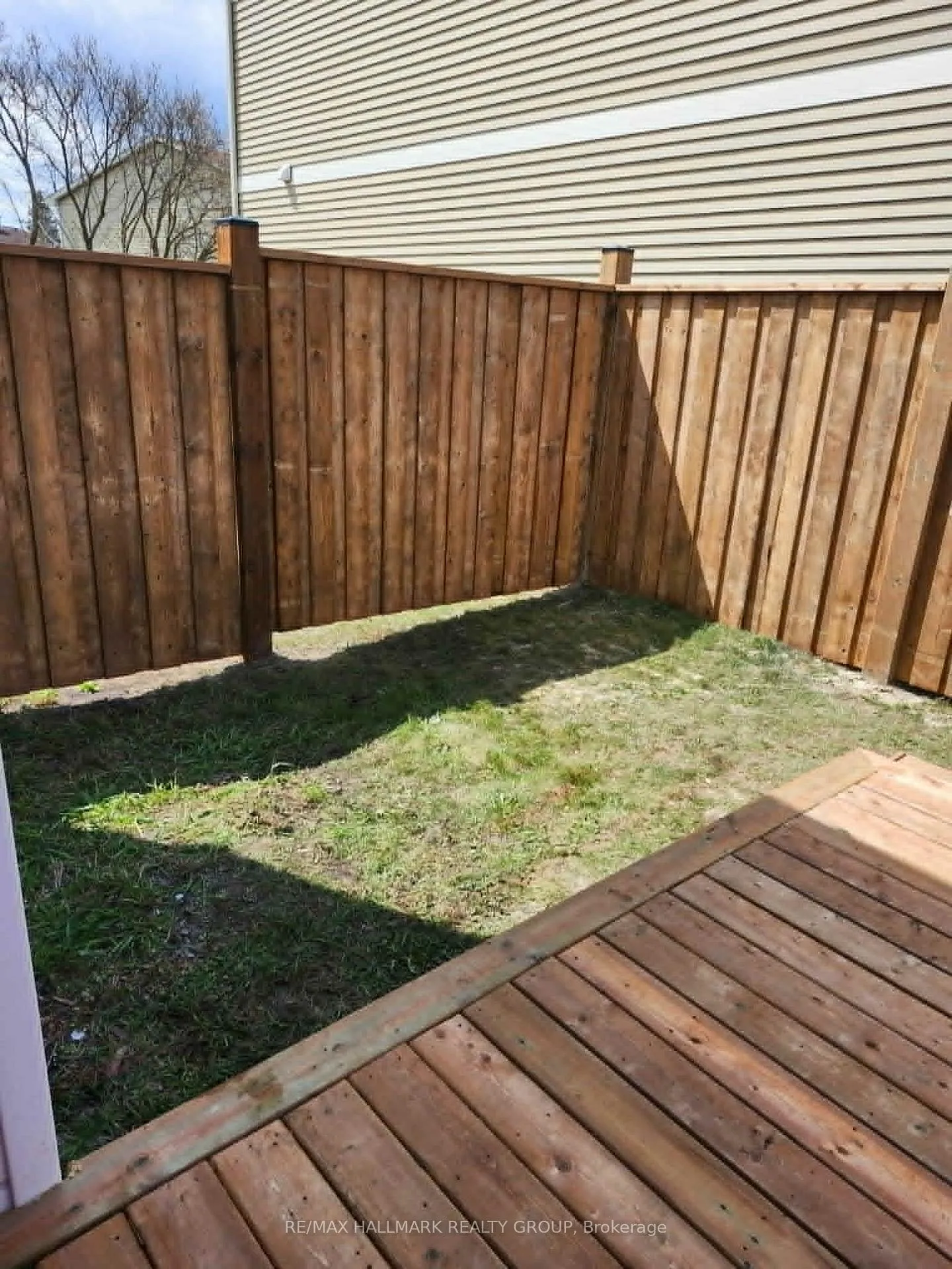 Photo 34 of 55 Fair Oaks Crescent, Ottawa, Craig Henry/Woodvale — HOMEH