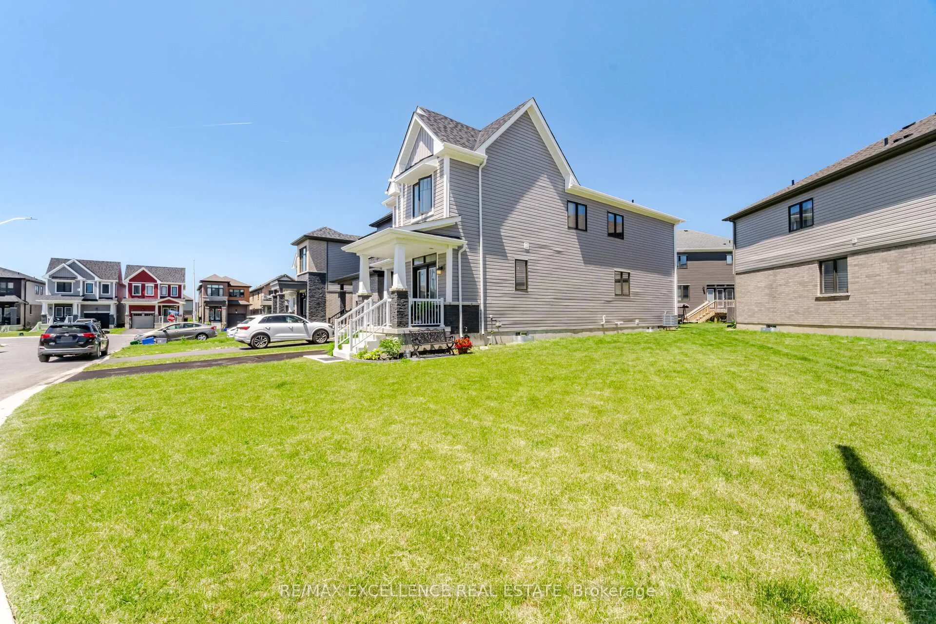 Photo 2 of 12 Selection Heights, Thorold, Rolling Meadows — HOMEH