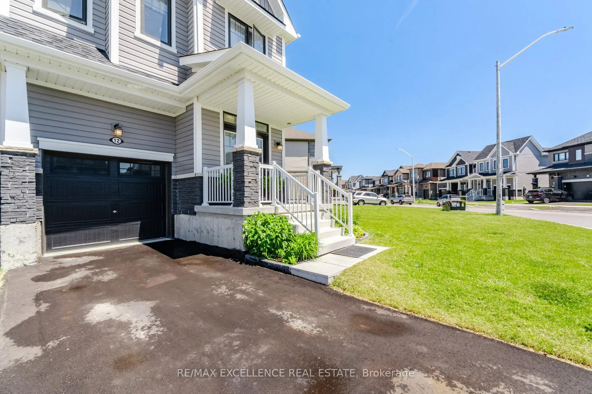 Photo 6 of 12 Selection Heights, Thorold, Rolling Meadows — HOMEH