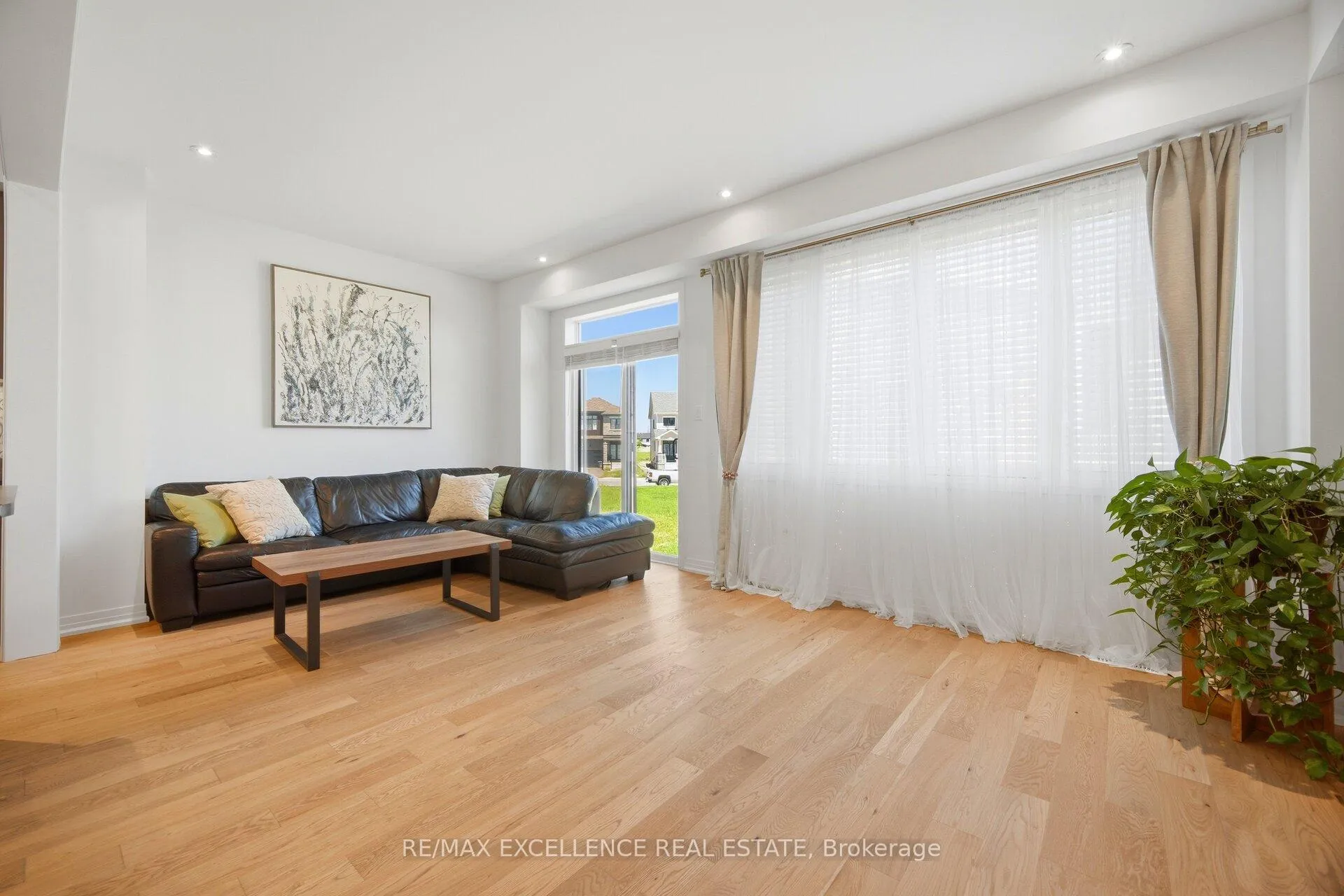 Photo 15 of 12 Selection Heights, Thorold, Rolling Meadows — HOMEH