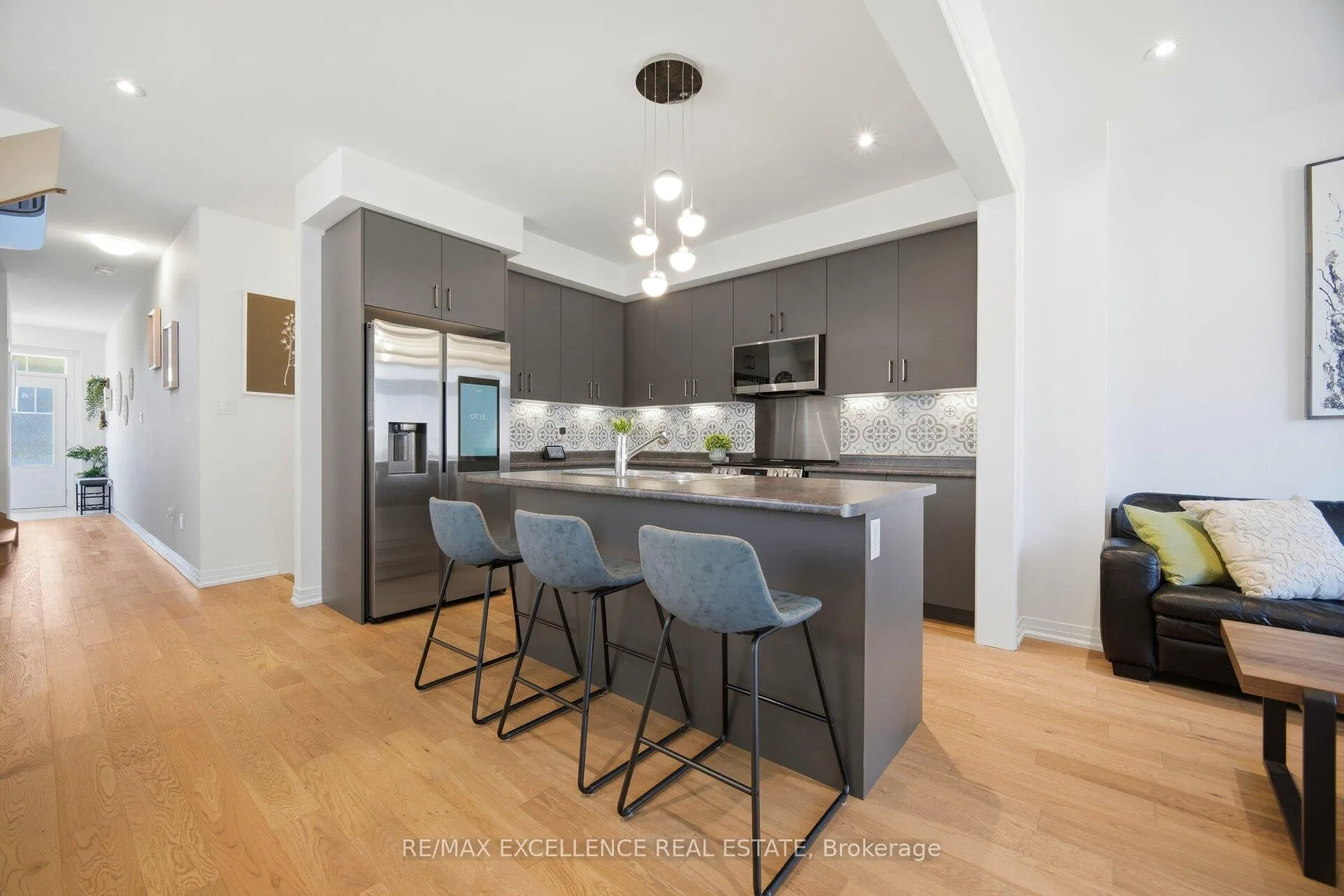 Photo 18 of 12 Selection Heights, Thorold, Rolling Meadows — HOMEH