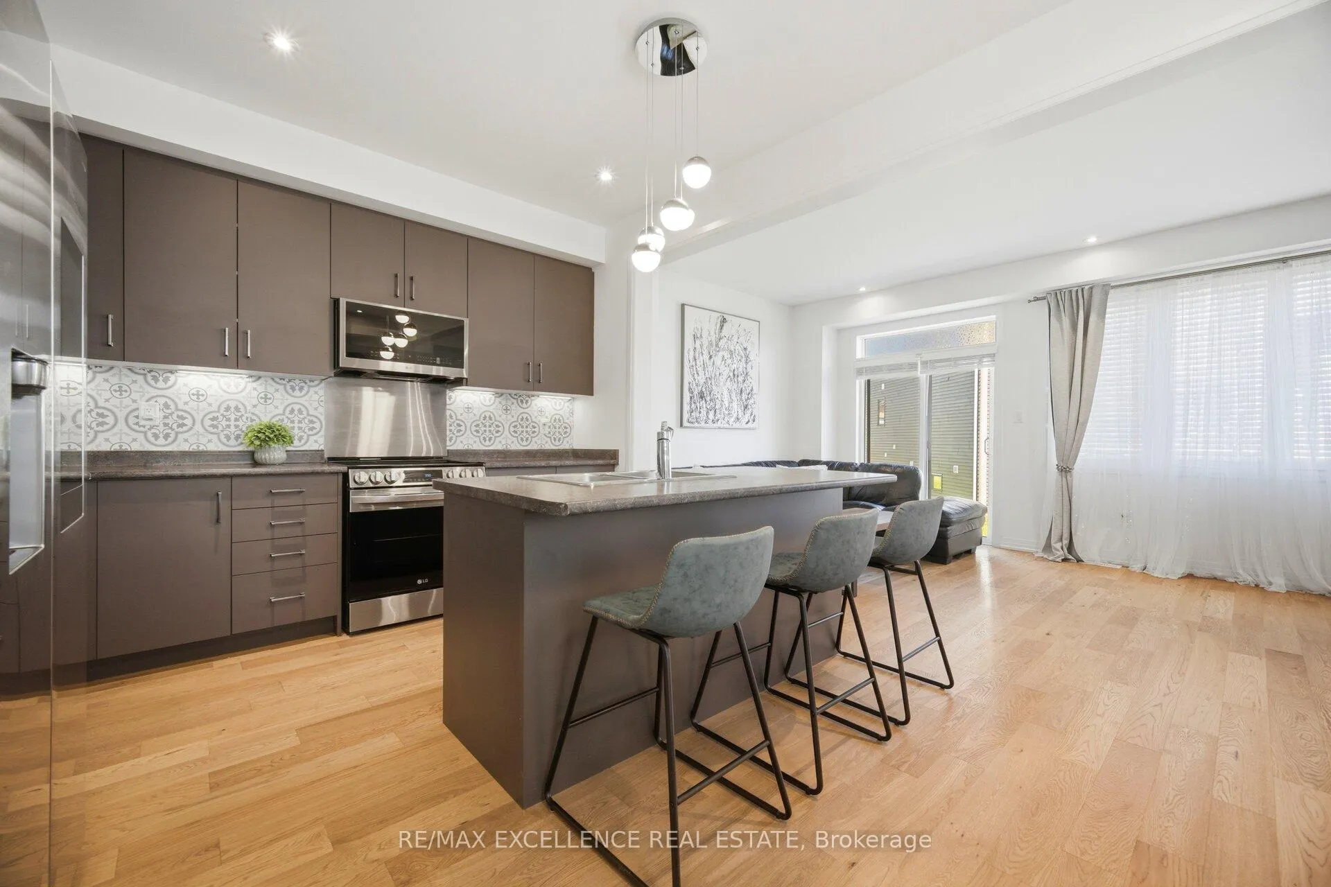 Photo 19 of 12 Selection Heights, Thorold, Rolling Meadows — HOMEH