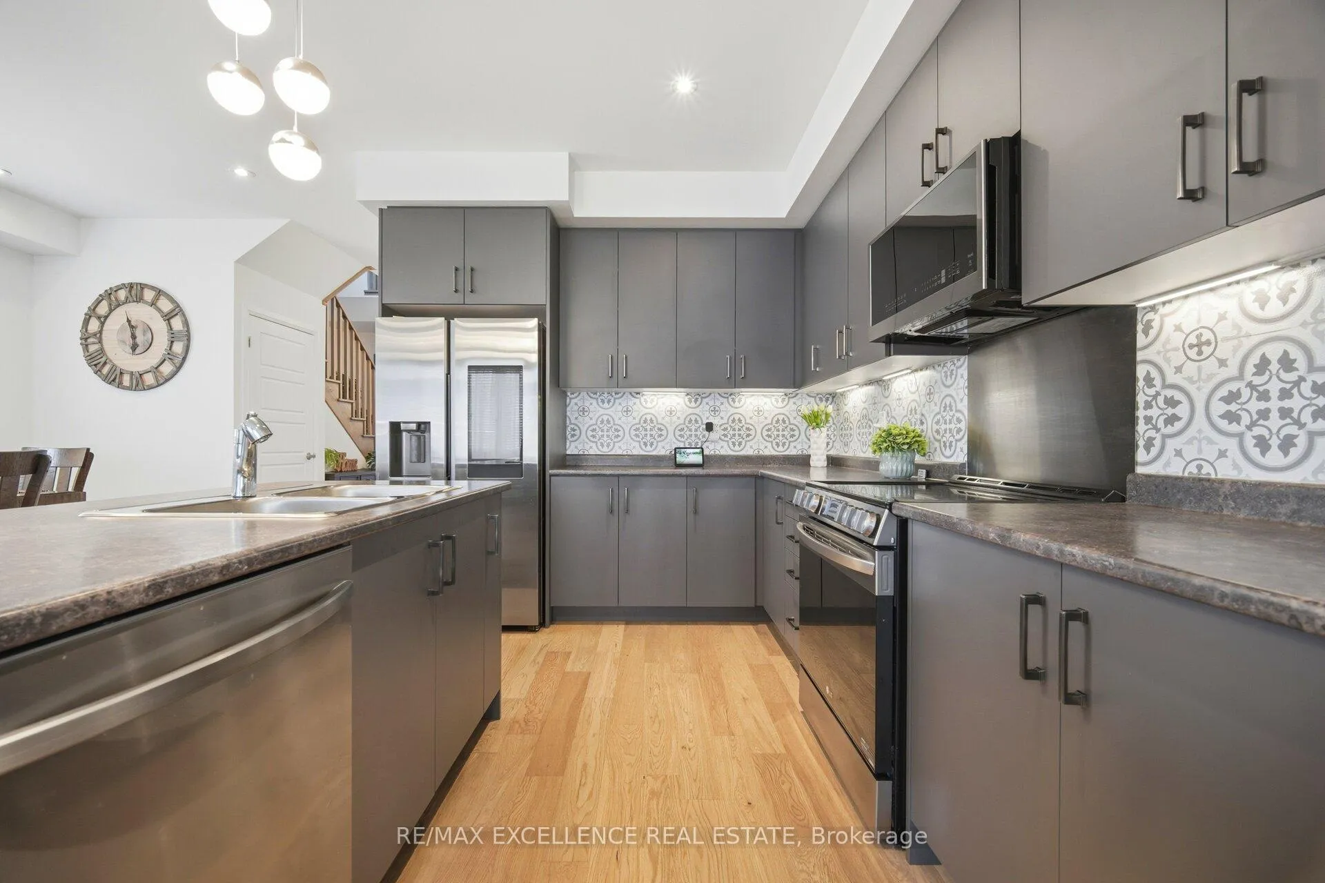 Photo 20 of 12 Selection Heights, Thorold, Rolling Meadows — HOMEH