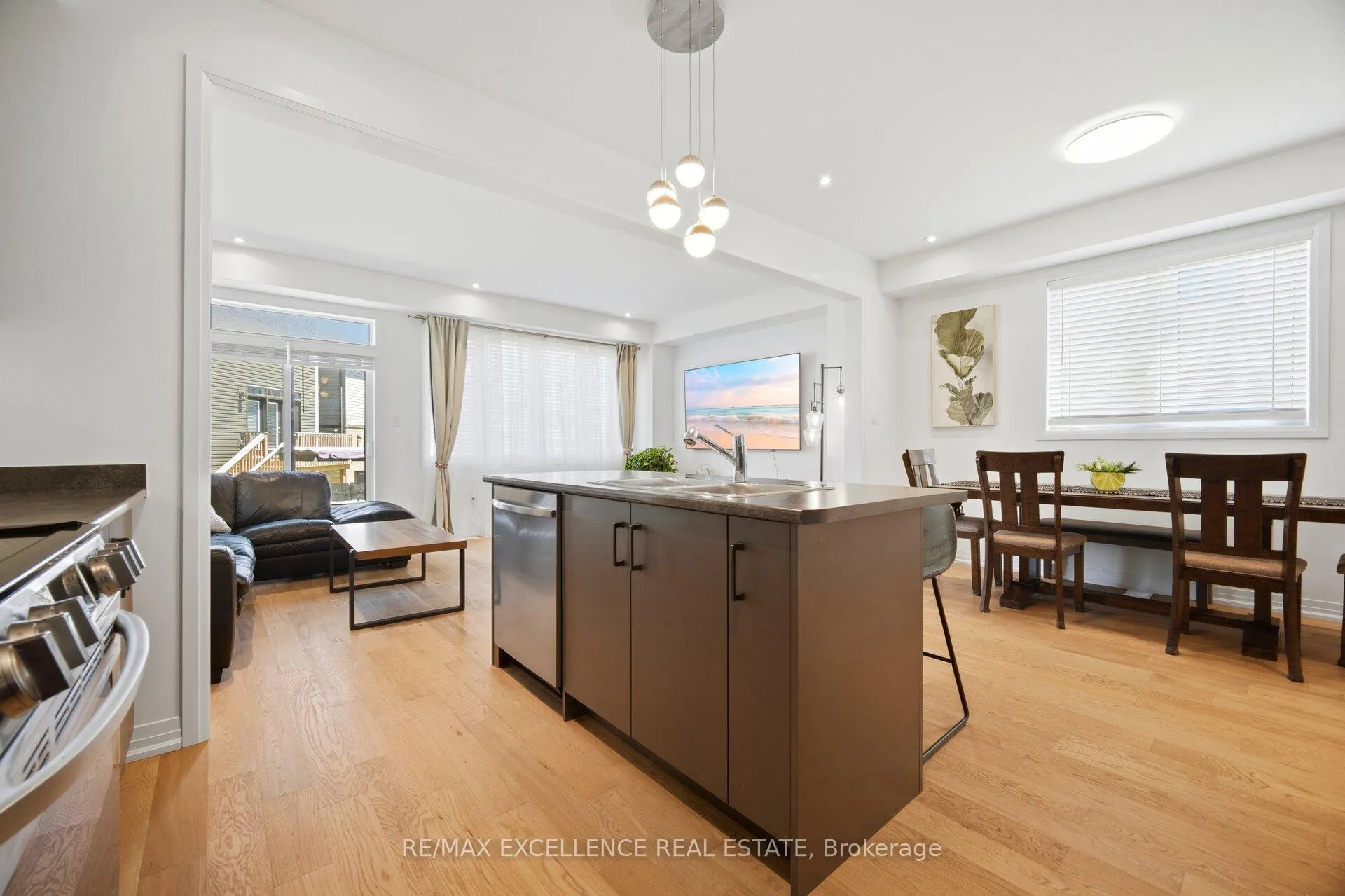 Photo 22 of 12 Selection Heights, Thorold, Rolling Meadows — HOMEH