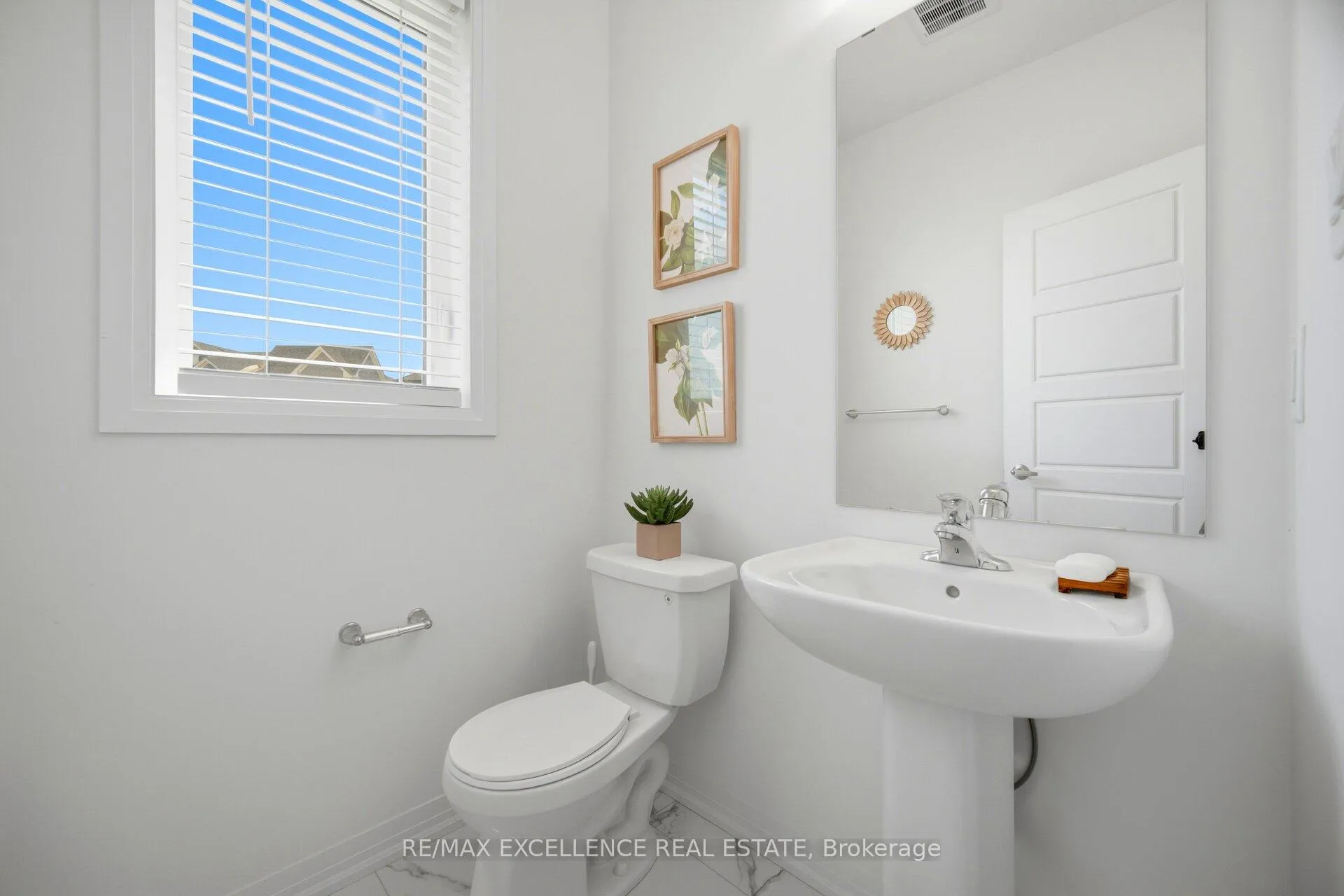 Photo 25 of 12 Selection Heights, Thorold, Rolling Meadows — HOMEH