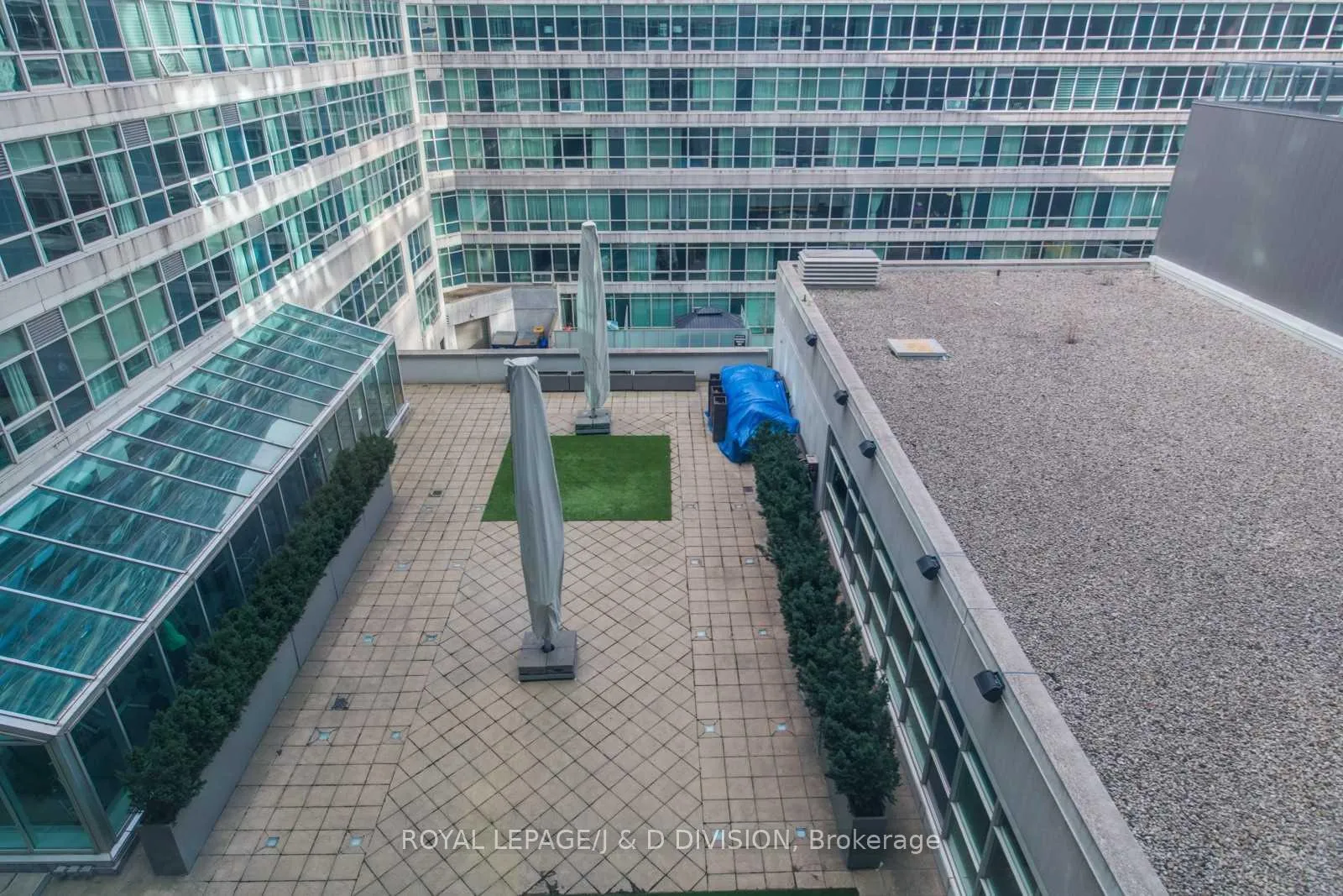 Photo 7 of Unit 503, 36 Blue Jays Way, Toronto, Waterfront Communities — HOMEH