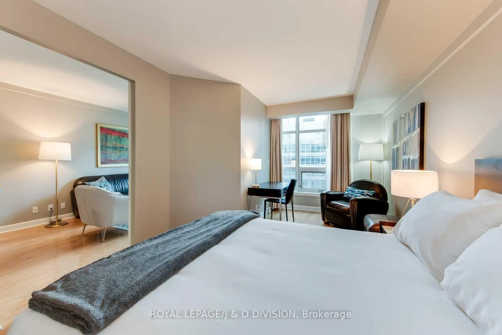 Photo 10 of Unit 503, 36 Blue Jays Way, Toronto, Waterfront Communities — HOMEH