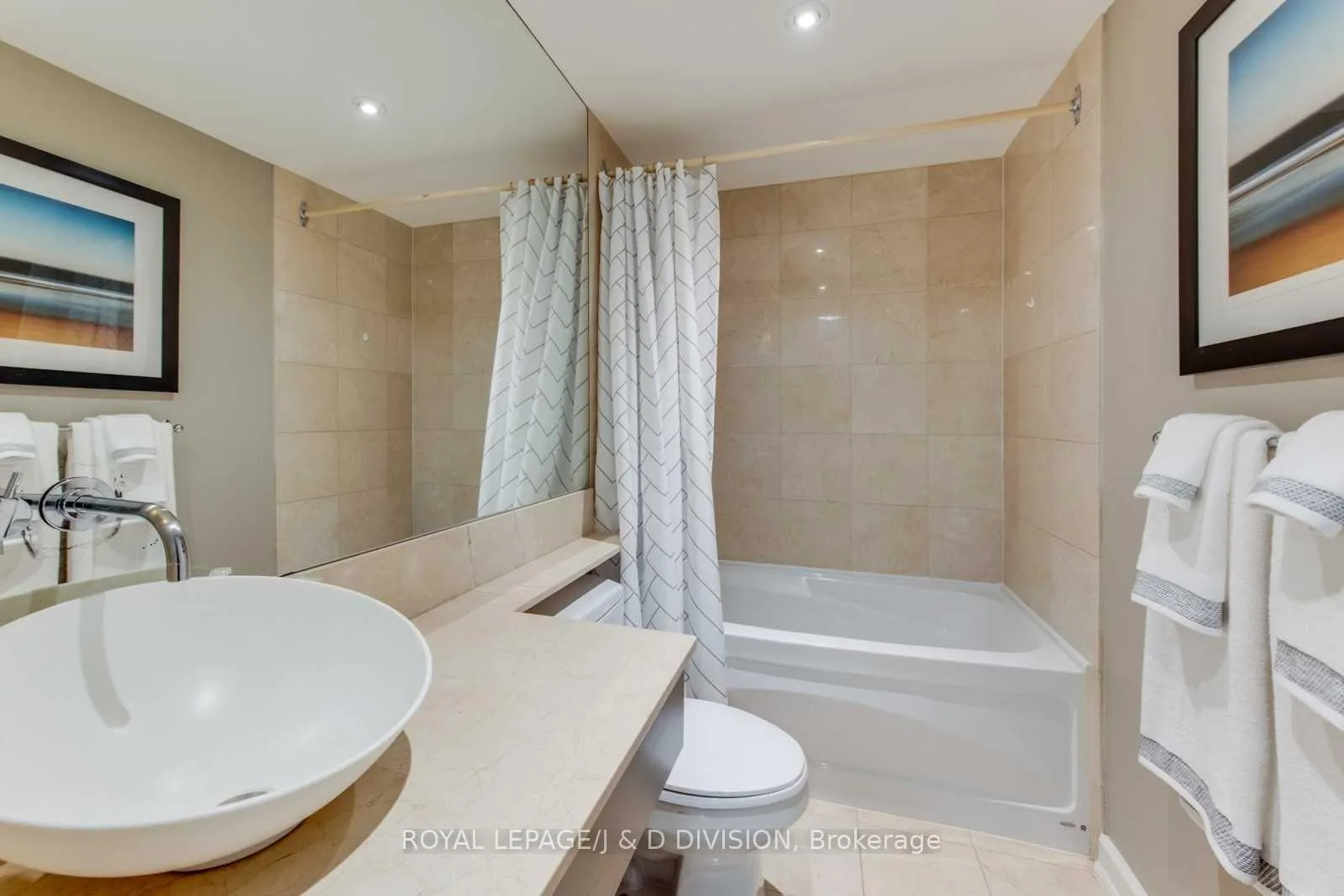 Photo 12 of Unit 503, 36 Blue Jays Way, Toronto, Waterfront Communities — HOMEH