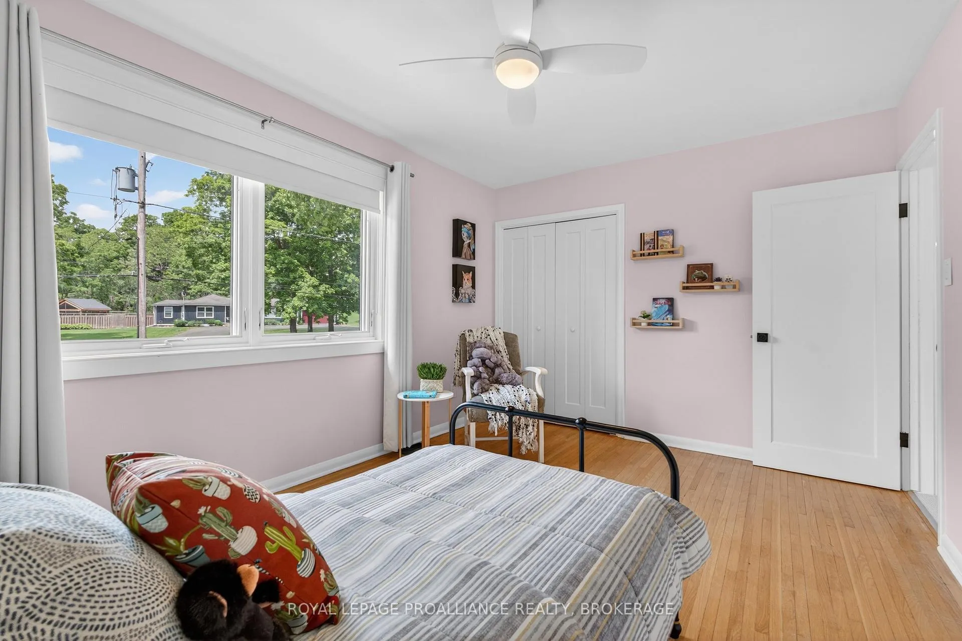 Photo 24 of 16 King Pitt Road, Kingston, Kingston East (incl CFB Kingston) — HOMEH