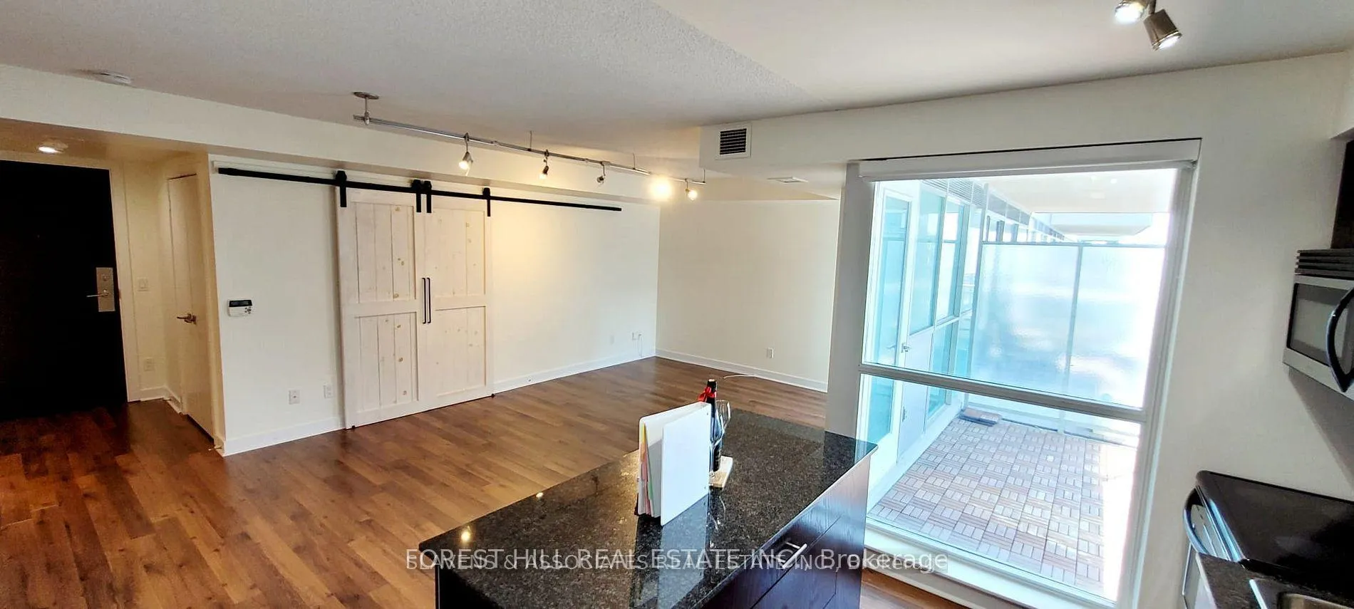 Photo 3 of Unit 2202, 80 Western Battery Road, Toronto, Niagara — HOMEH