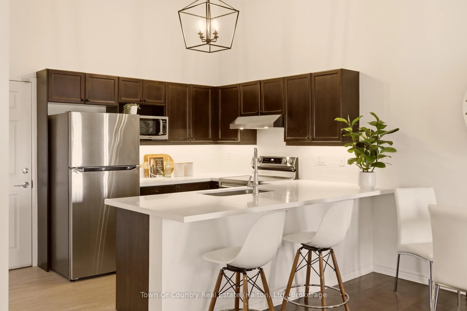 Photo 5 of Unit 403, 1487 Maple Avenue, Milton, Dempsey — HOMEH