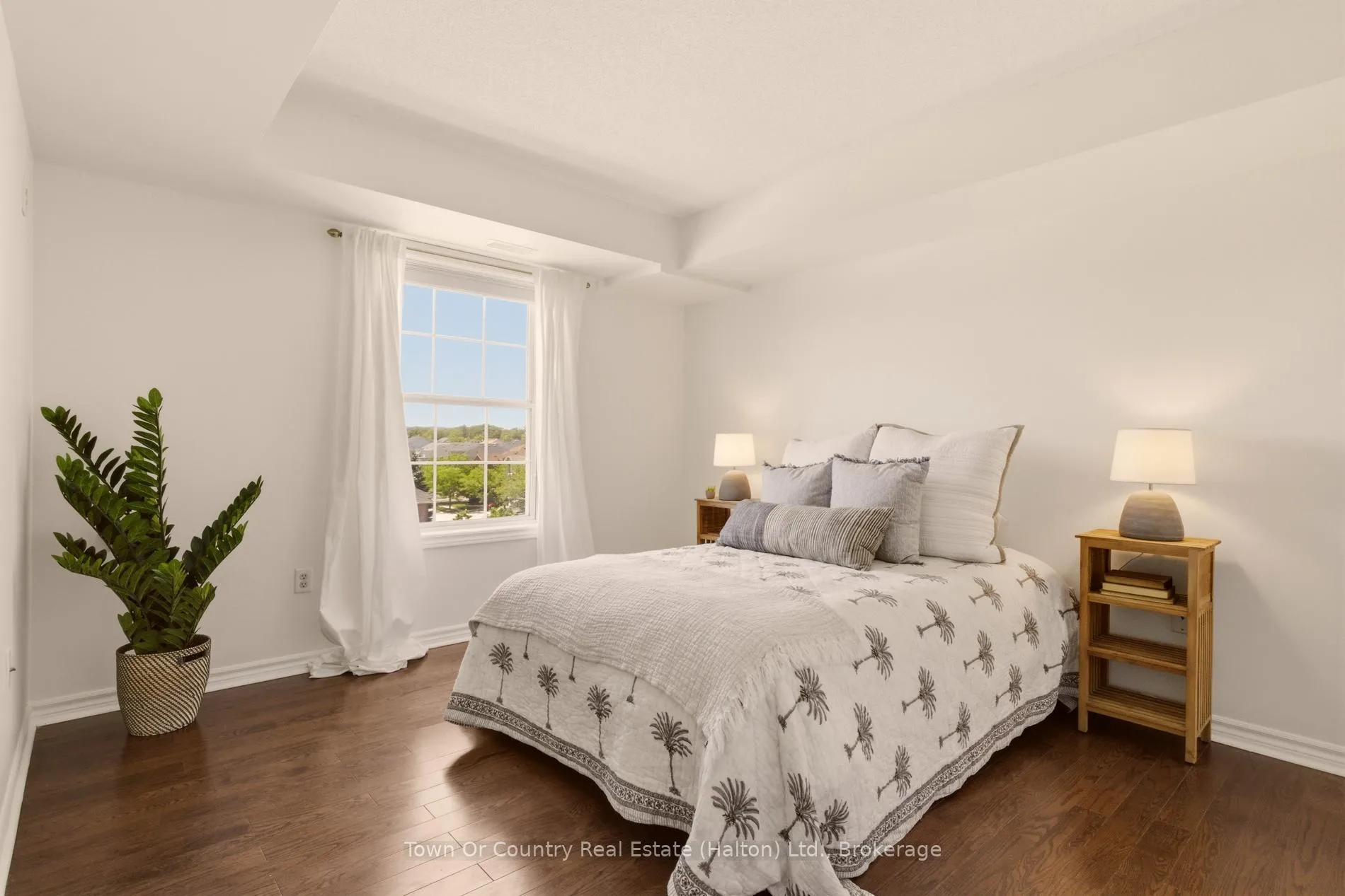 Photo 12 of Unit 403, 1487 Maple Avenue, Milton, Dempsey — HOMEH