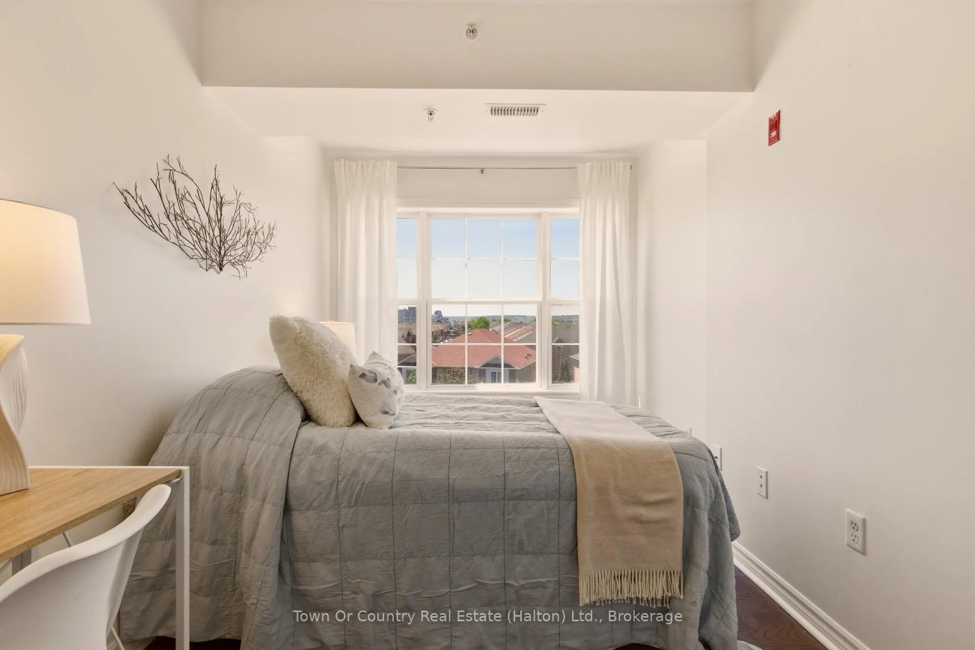 Photo 15 of Unit 403, 1487 Maple Avenue, Milton, Dempsey — HOMEH