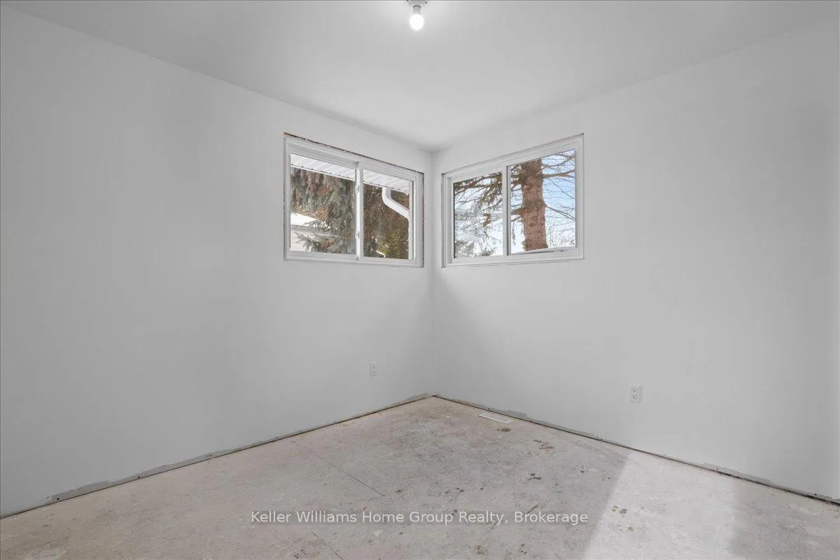 Photo 4 of 1884 Avalon Street, London, East H — HOMEH