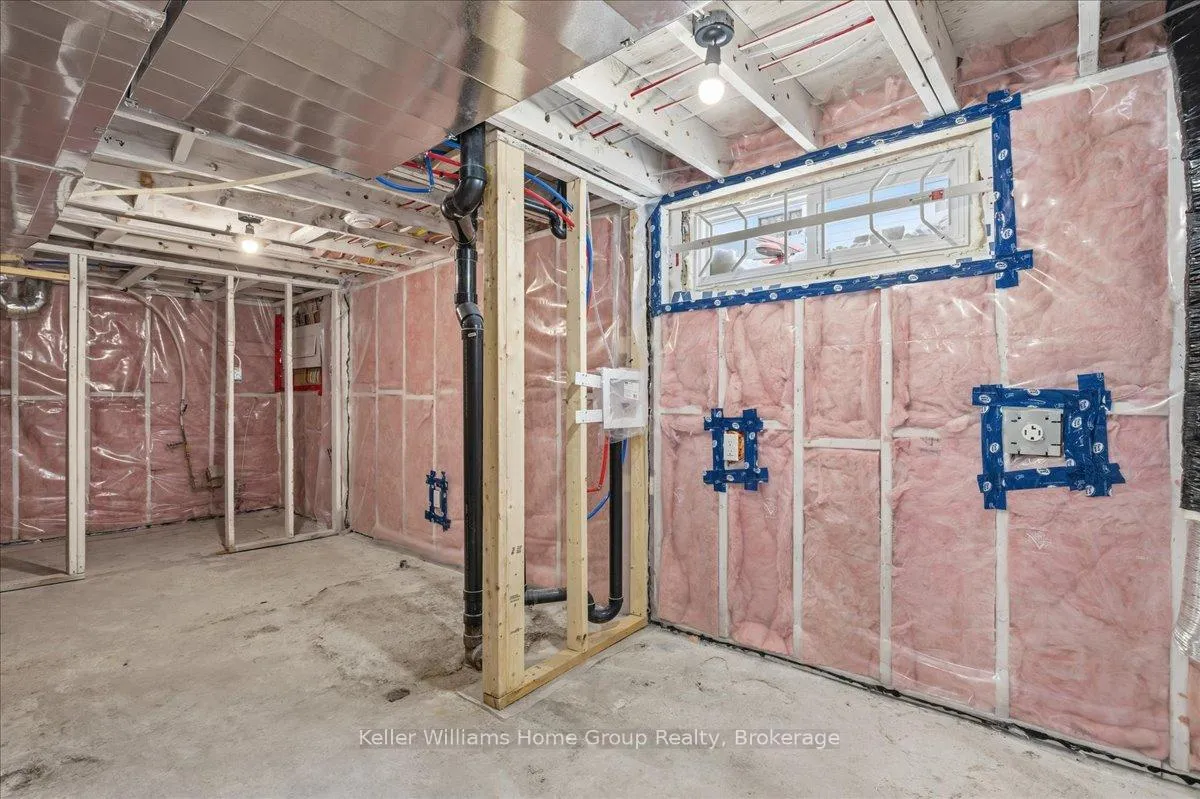 Photo 13 of 1884 Avalon Street, London, East H — HOMEH