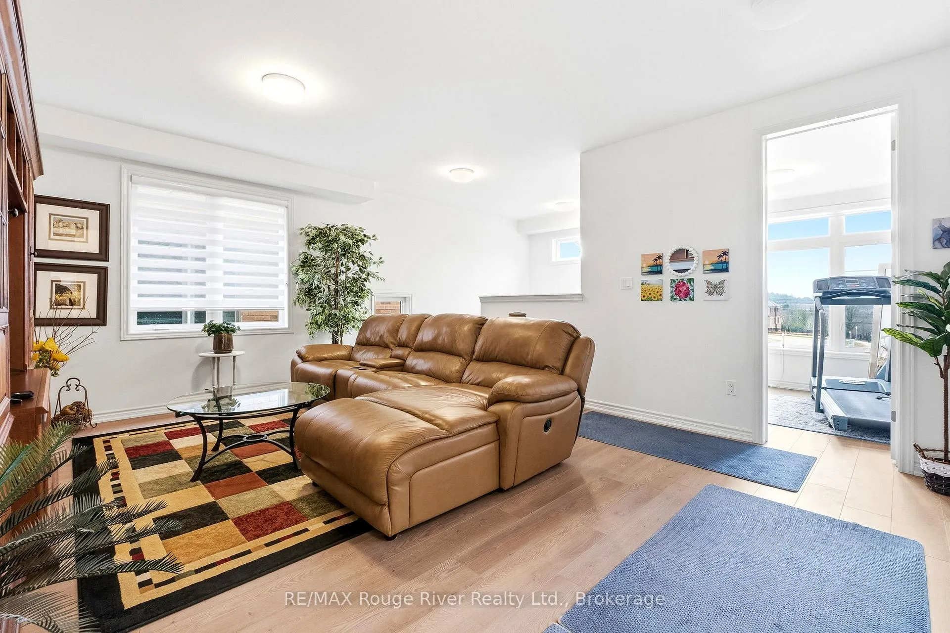 Photo 4 of 1017 Trailsview Avenue, Cobourg — HOMEH