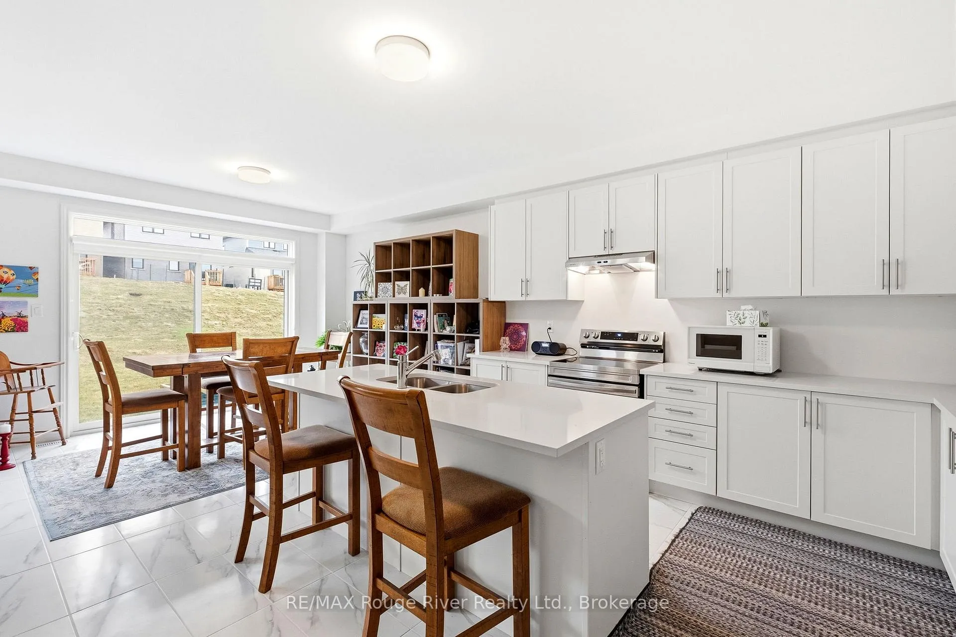 Photo 8 of 1017 Trailsview Avenue, Cobourg — HOMEH