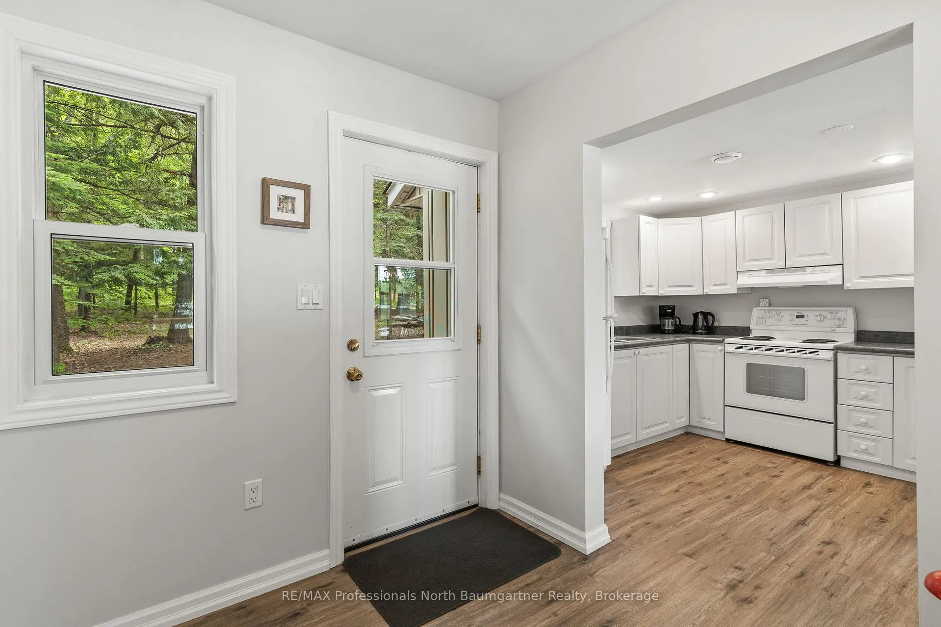 Photo 5 of 1053 Porter Road, Minden Hills, Lutterworth — HOMEH