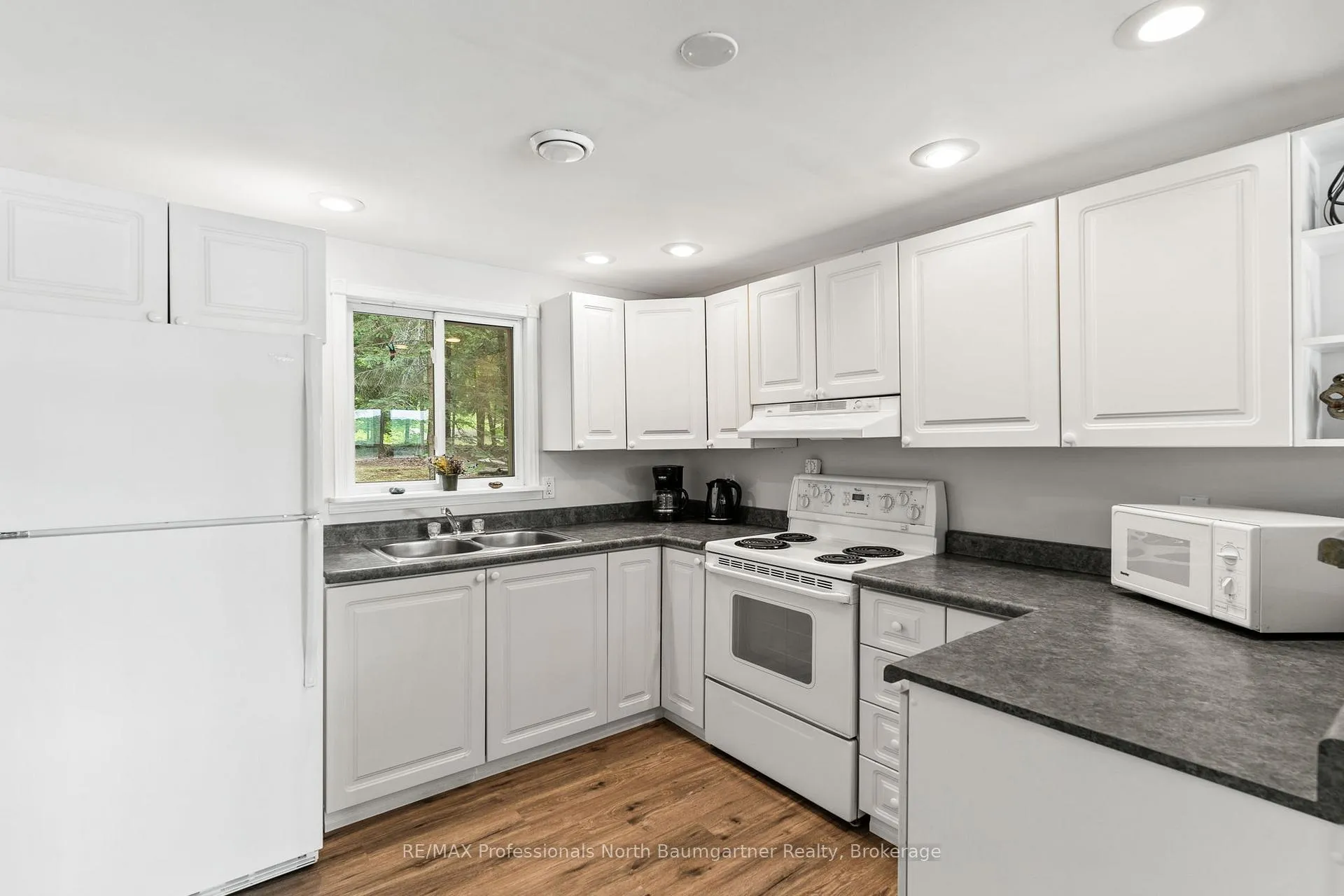 Photo 7 of 1053 Porter Road, Minden Hills, Lutterworth — HOMEH