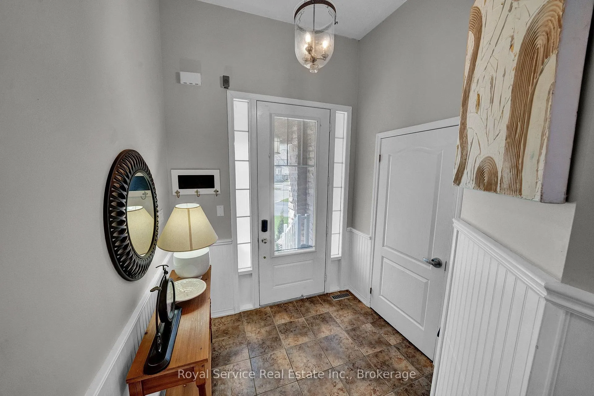 Photo 6 of 35 Alldread Crescent, Clarington, Newcastle — HOMEH
