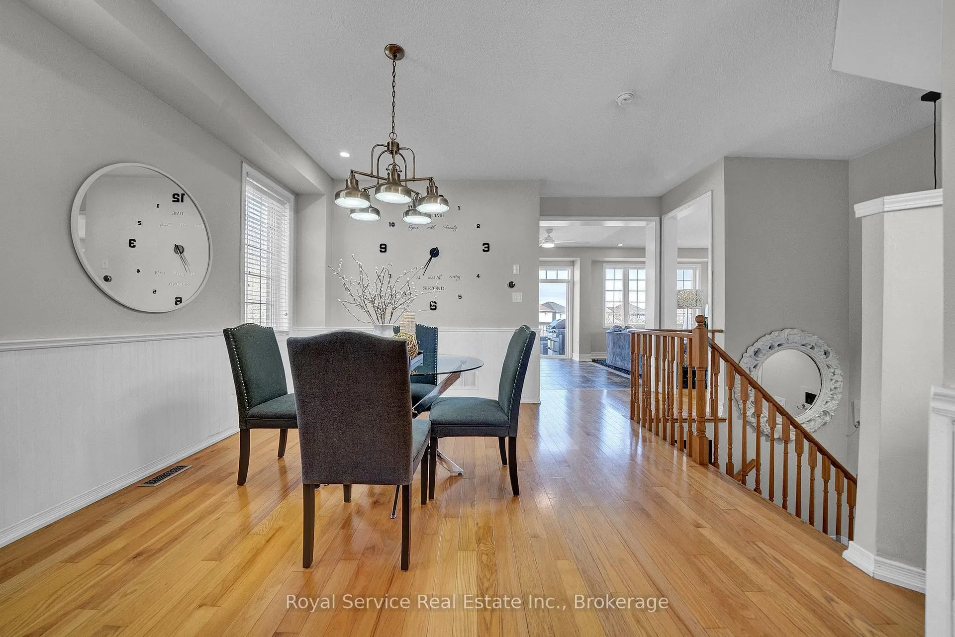 Photo 8 of 35 Alldread Crescent, Clarington, Newcastle — HOMEH