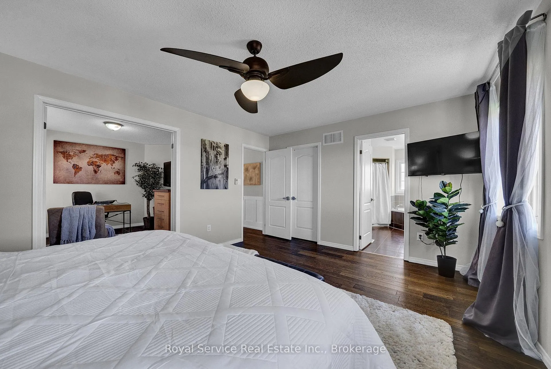 Photo 21 of 35 Alldread Crescent, Clarington, Newcastle — HOMEH