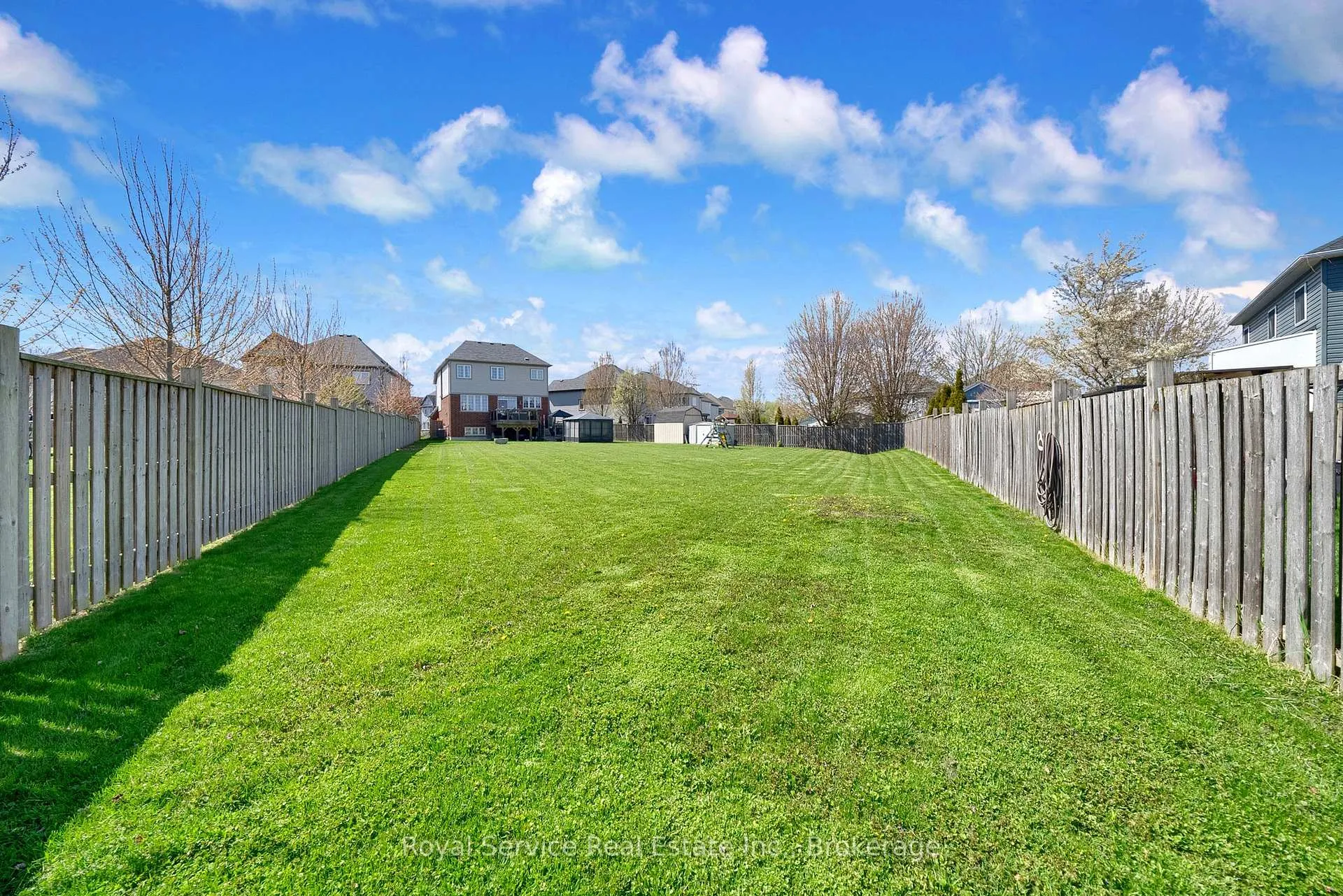 Photo 43 of 35 Alldread Crescent, Clarington, Newcastle — HOMEH