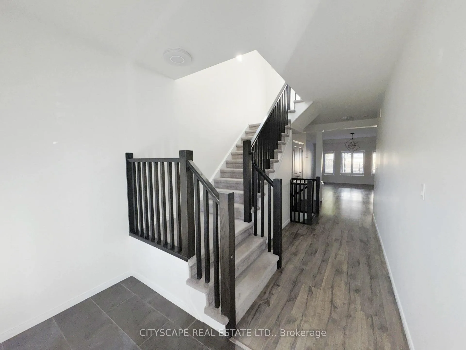 Photo 7 of 541 Sundew Drive, Kitchener — HOMEH