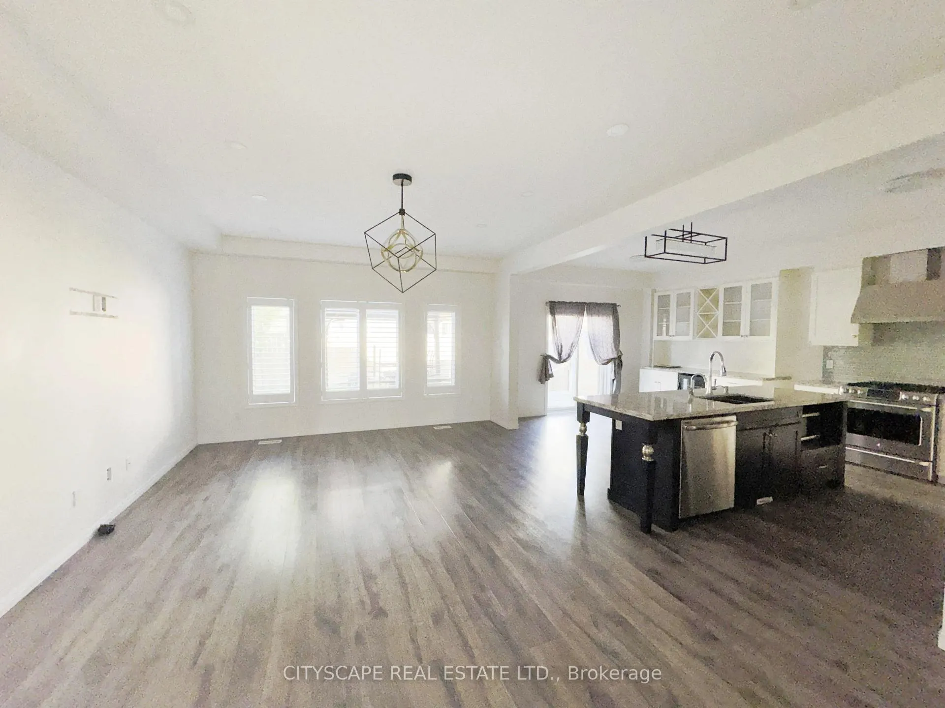 Photo 8 of 541 Sundew Drive, Kitchener — HOMEH