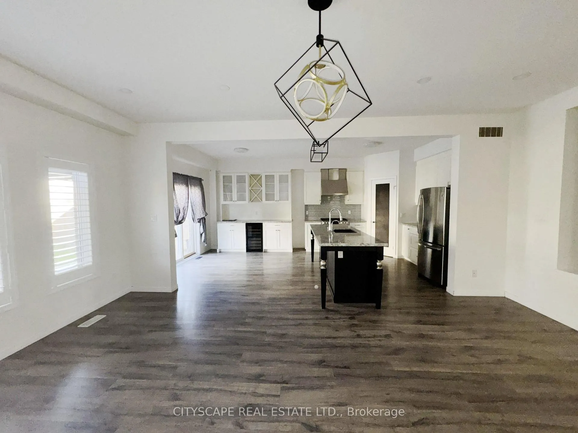 Photo 10 of 541 Sundew Drive, Kitchener — HOMEH