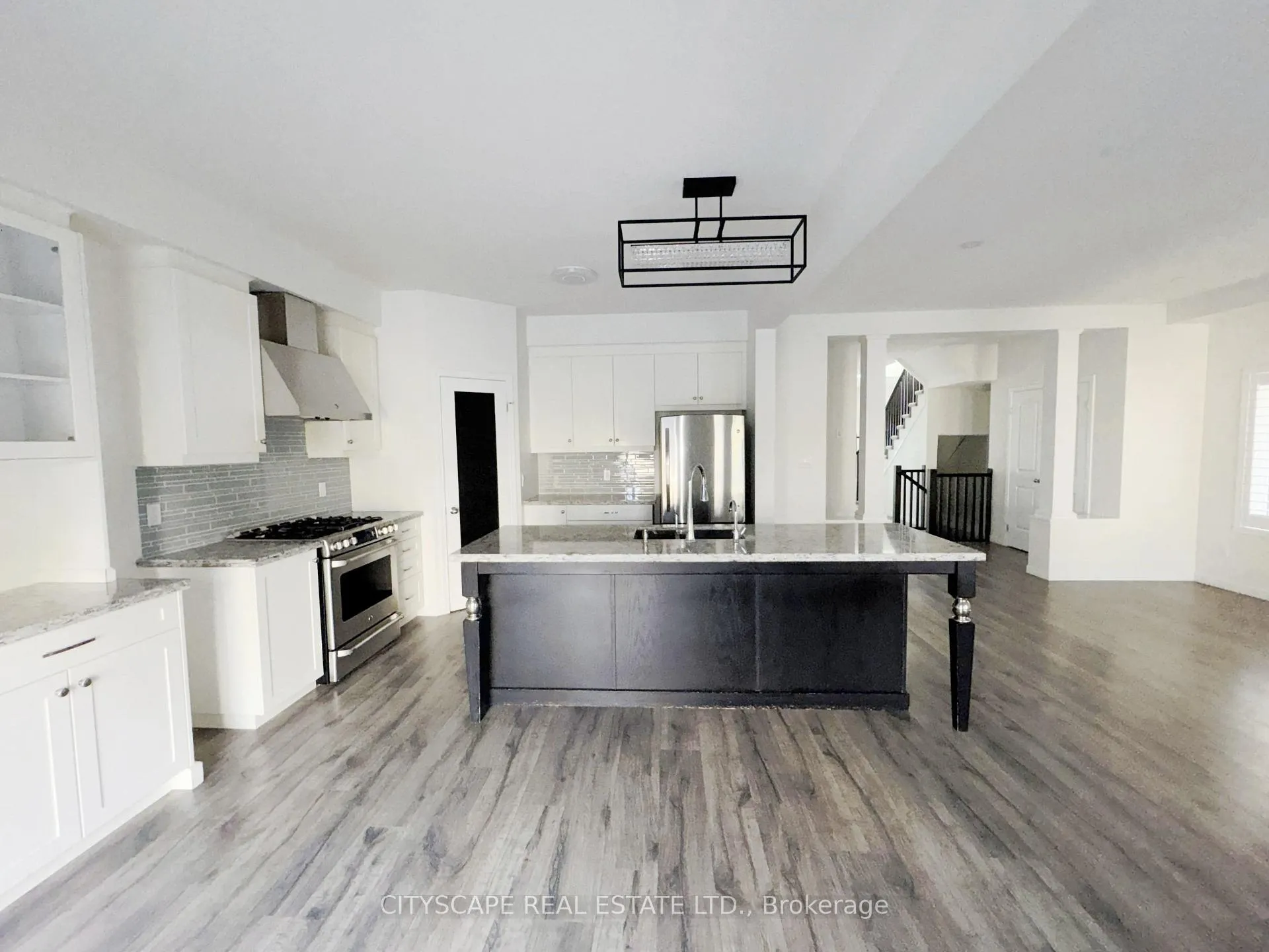 Photo 11 of 541 Sundew Drive, Kitchener — HOMEH