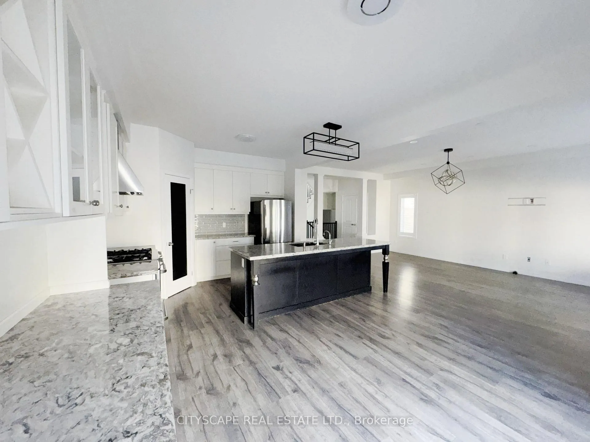 Photo 15 of 541 Sundew Drive, Kitchener — HOMEH