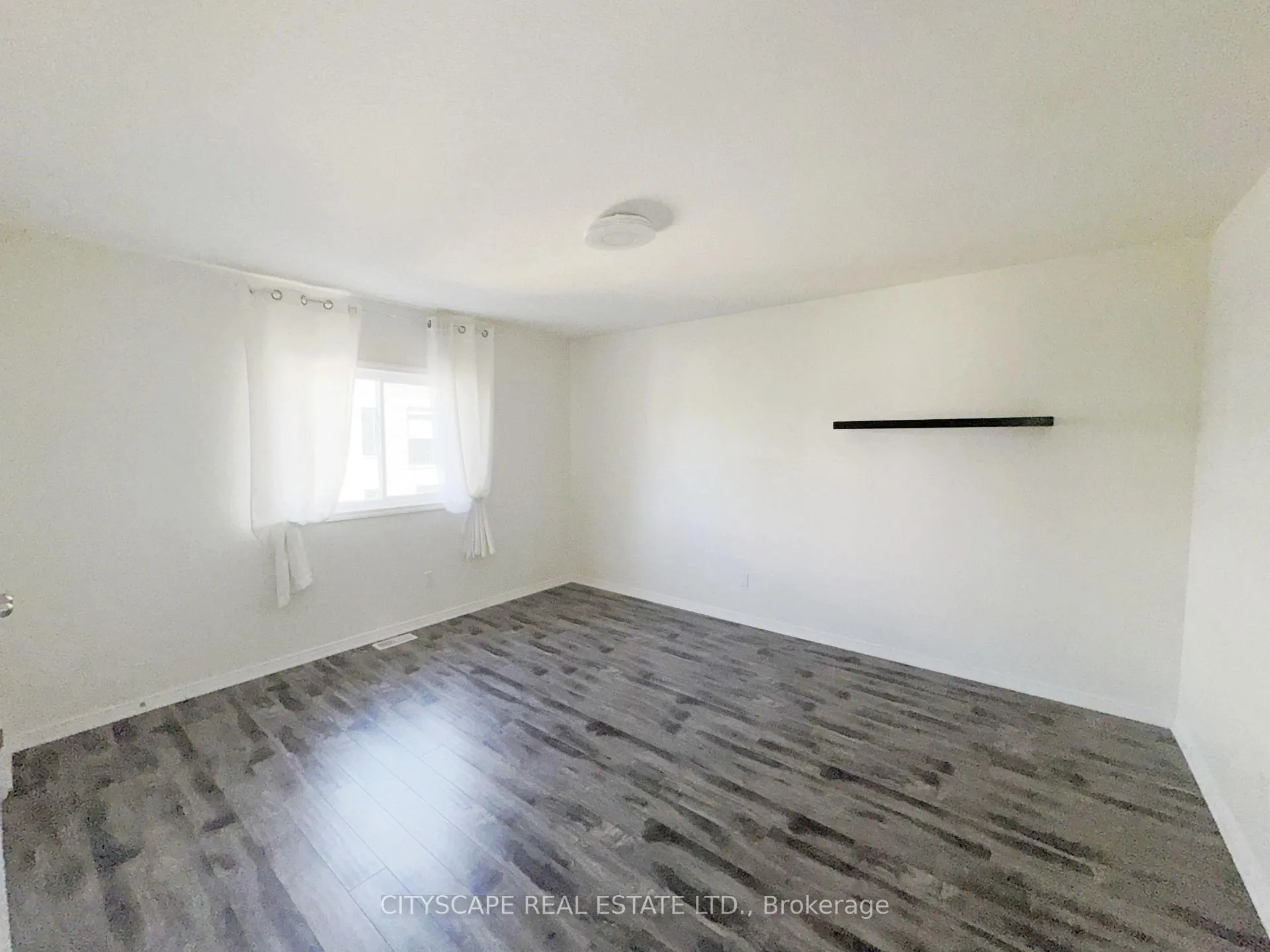 Photo 32 of 541 Sundew Drive, Kitchener — HOMEH