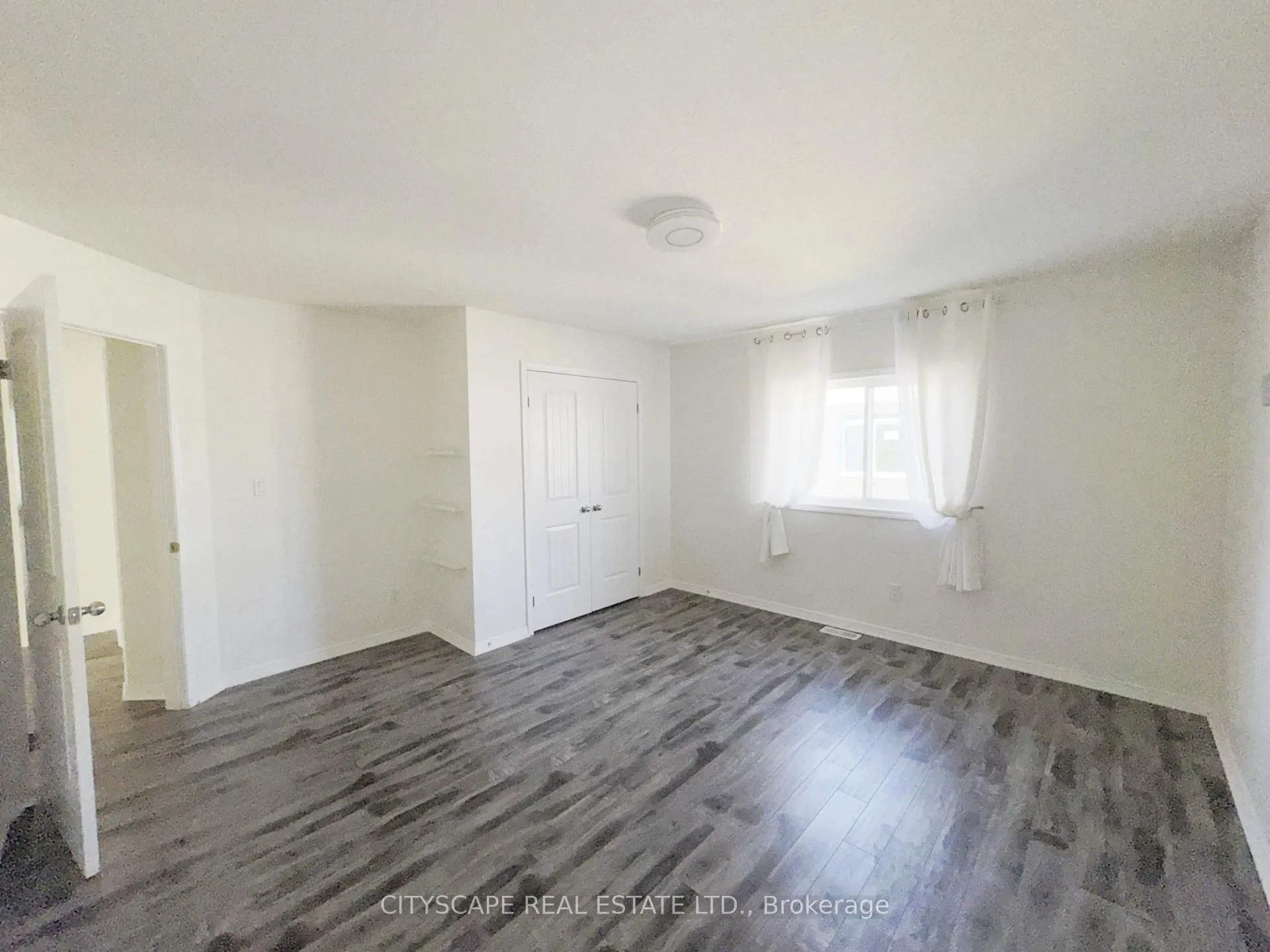 Photo 33 of 541 Sundew Drive, Kitchener — HOMEH