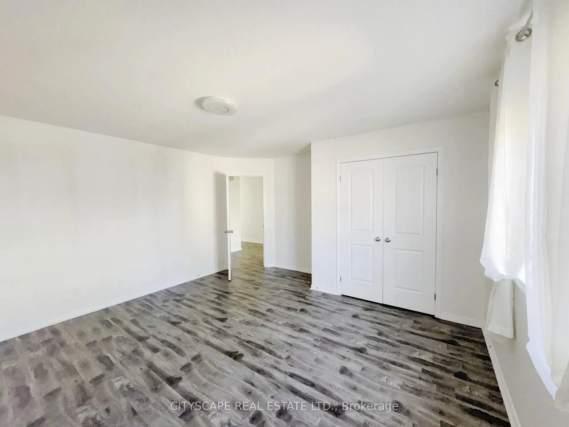 Photo 34 of 541 Sundew Drive, Kitchener — HOMEH