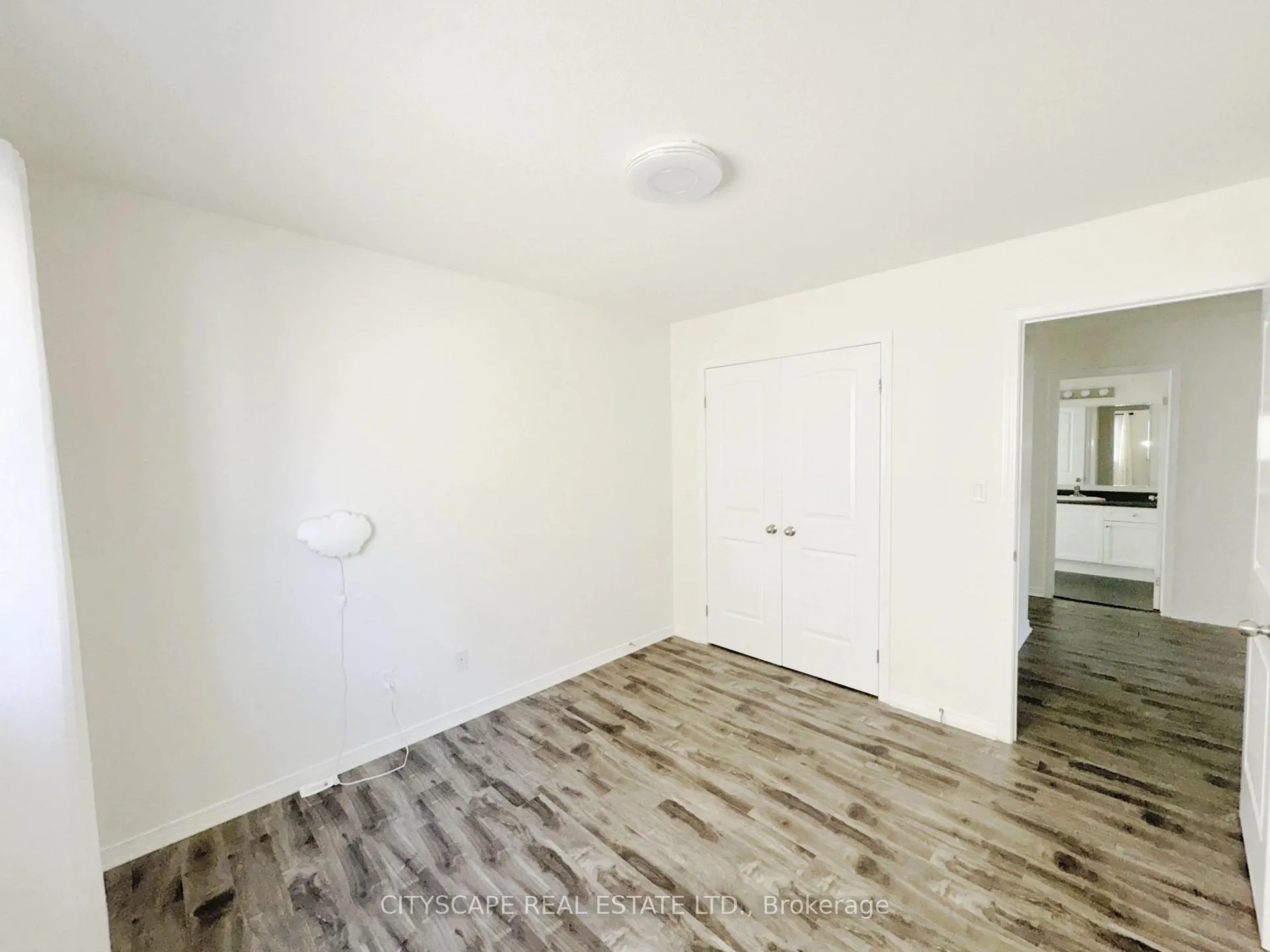 Photo 36 of 541 Sundew Drive, Kitchener — HOMEH