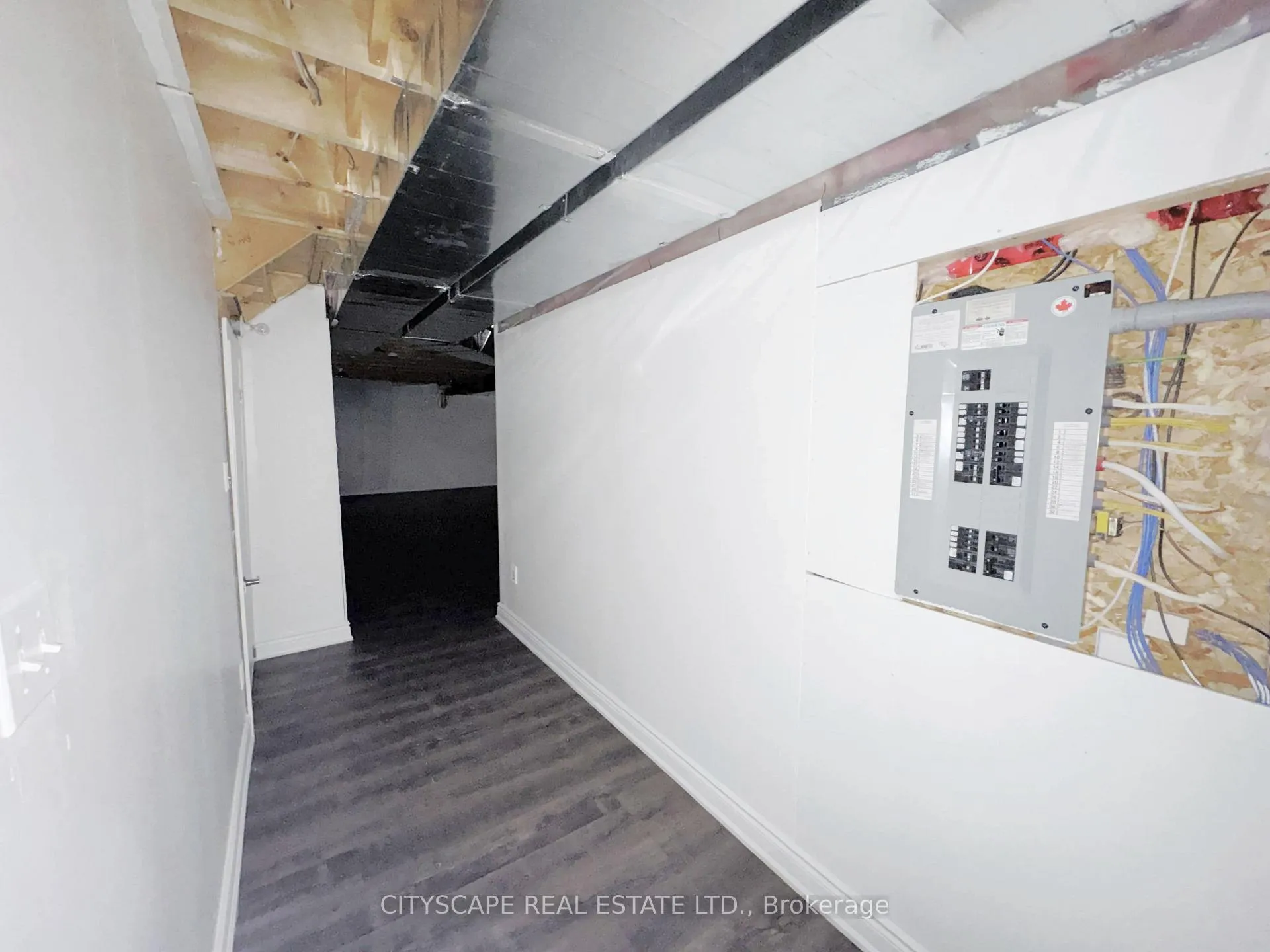 Photo 39 of 541 Sundew Drive, Kitchener — HOMEH