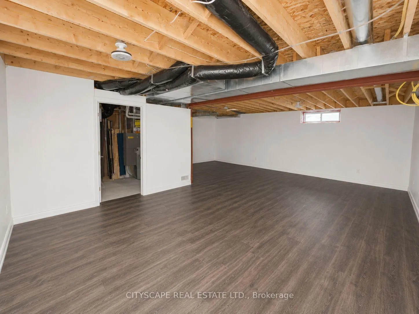 Photo 42 of 541 Sundew Drive, Kitchener — HOMEH