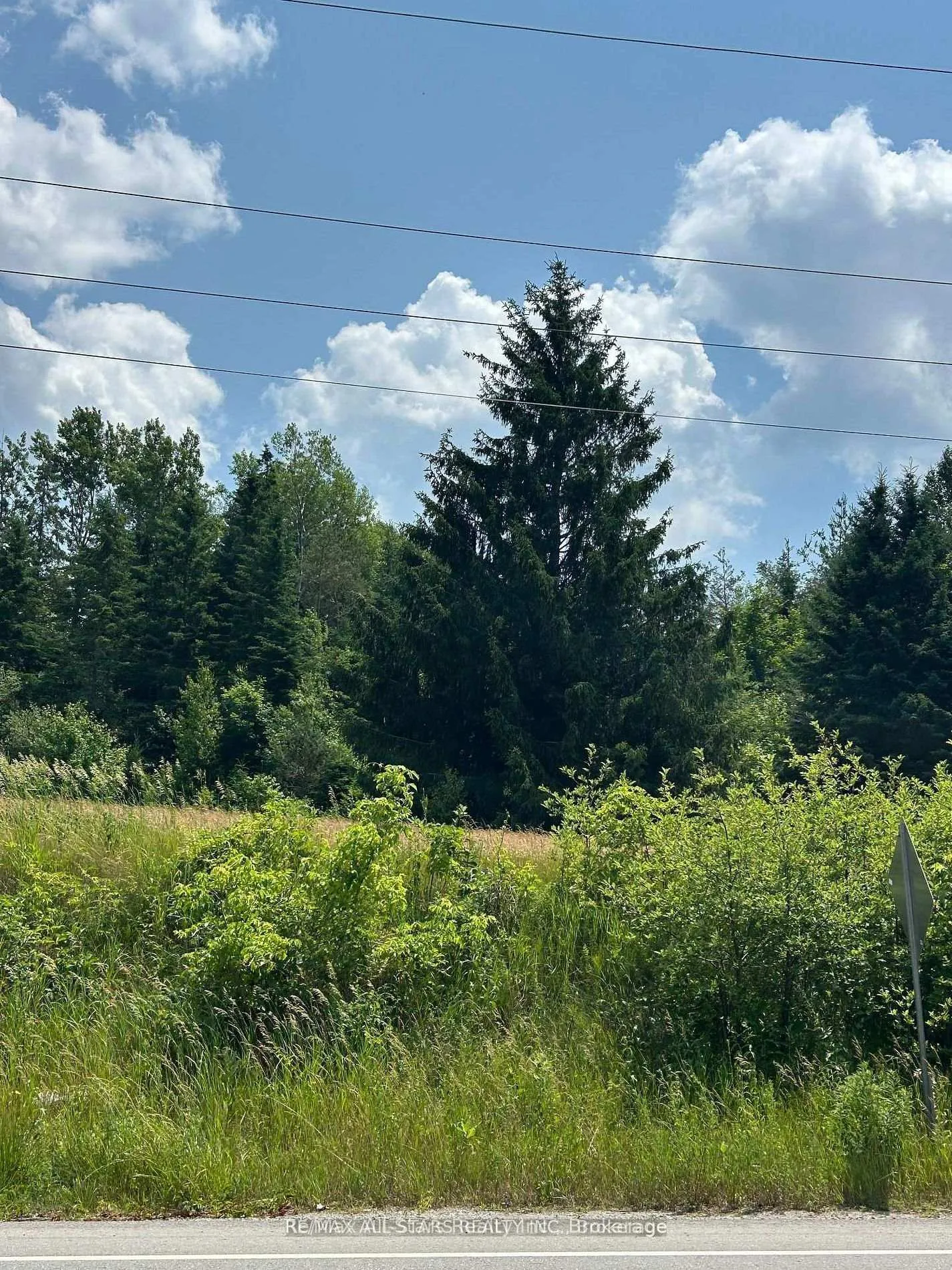 Photo 7 of 2 Thomas Street, Kawartha Lakes, Pontypool — HOMEH
