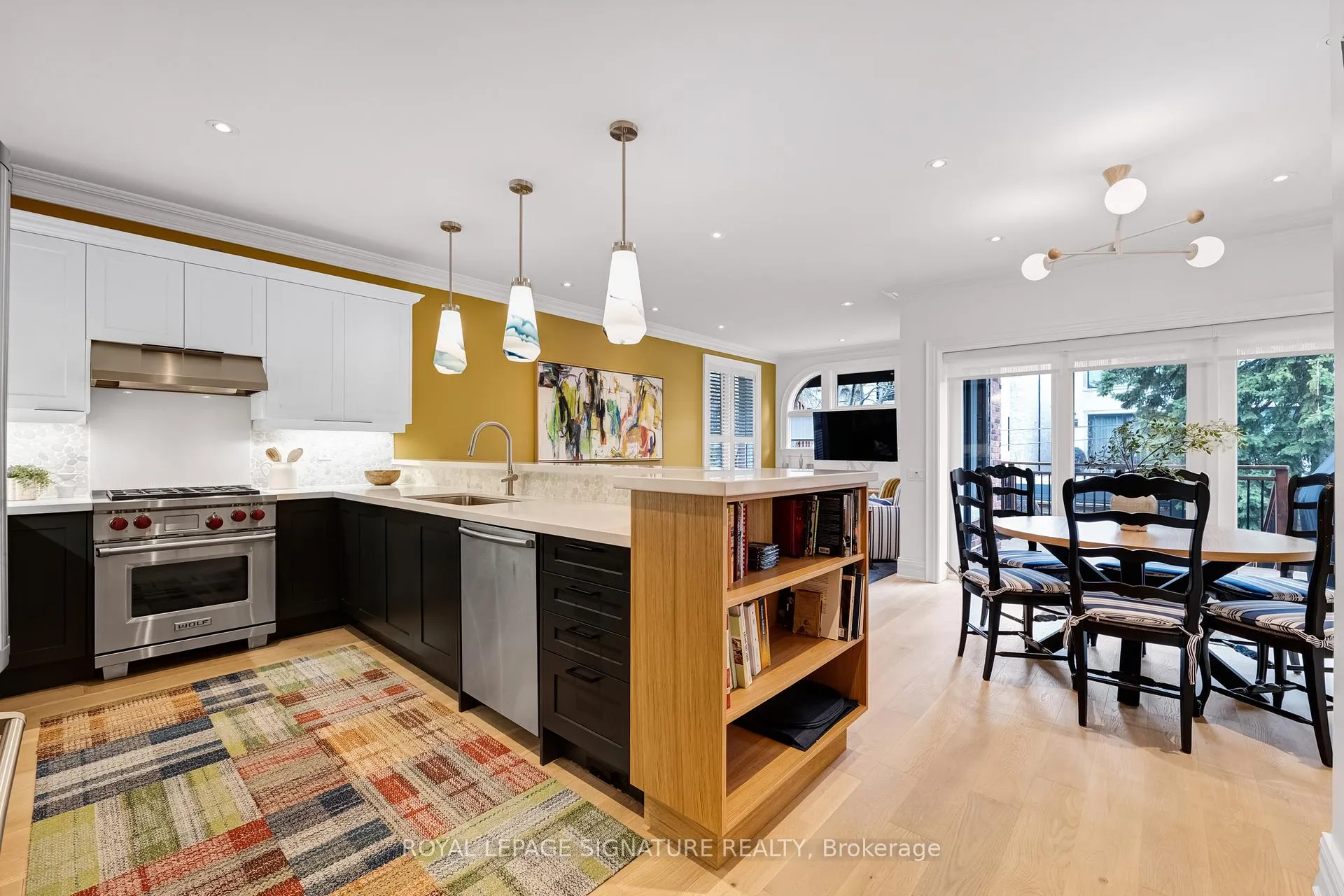 Photo 8 of 46 Esgore Drive, Toronto, Bedford Park-Nortown — HOMEH
