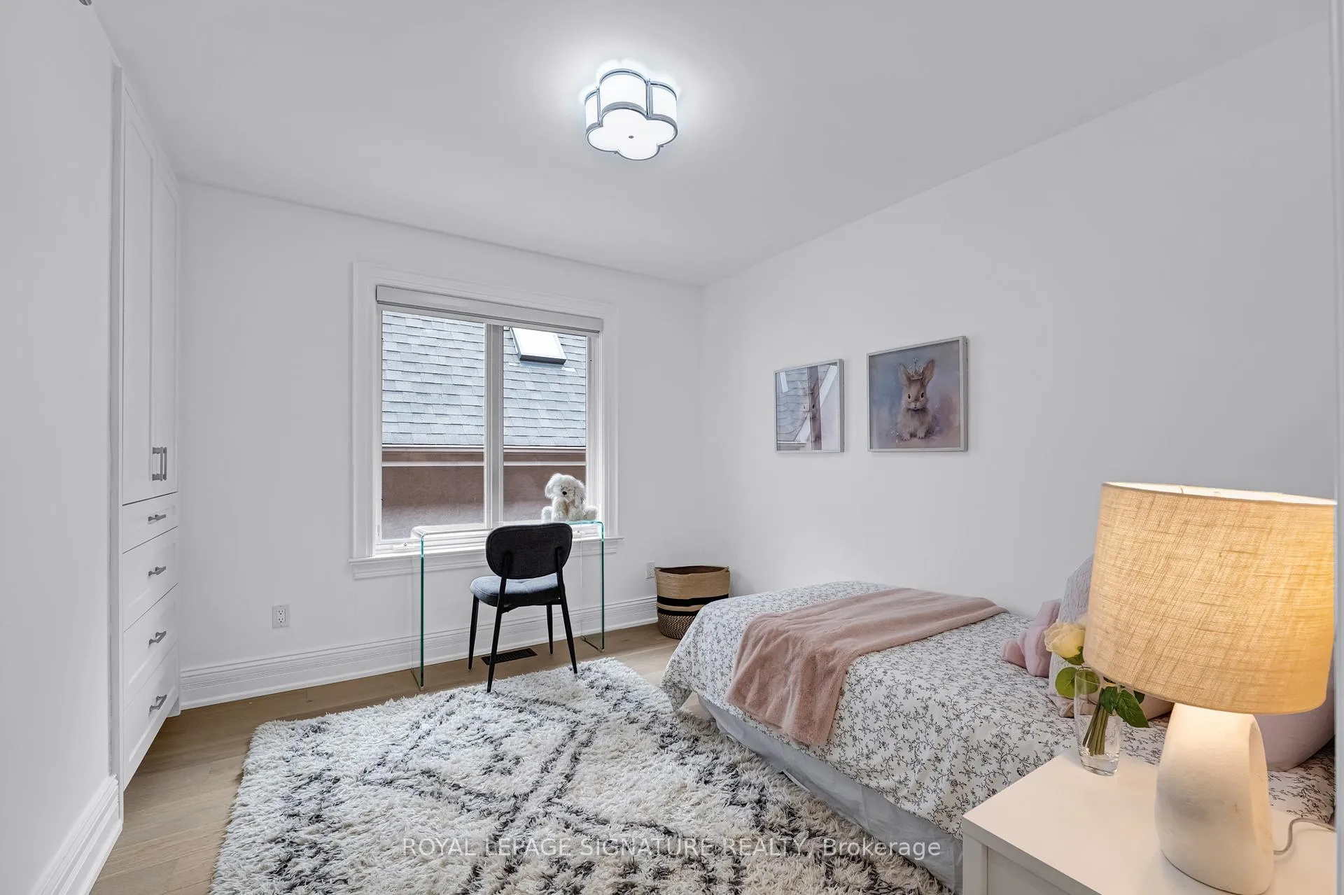 Photo 22 of 46 Esgore Drive, Toronto, Bedford Park-Nortown — HOMEH