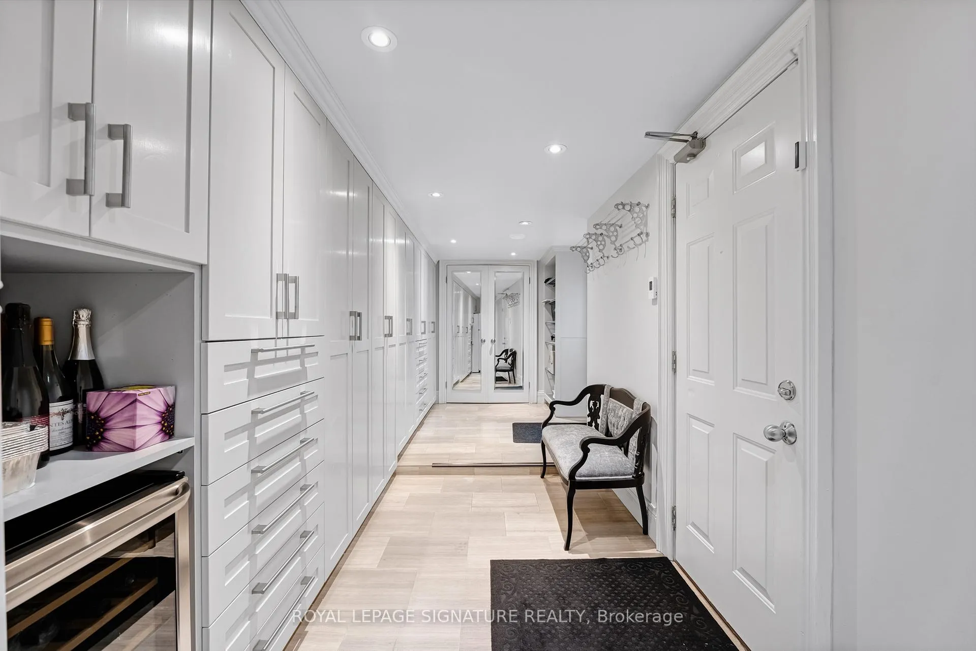 Photo 29 of 46 Esgore Drive, Toronto, Bedford Park-Nortown — HOMEH