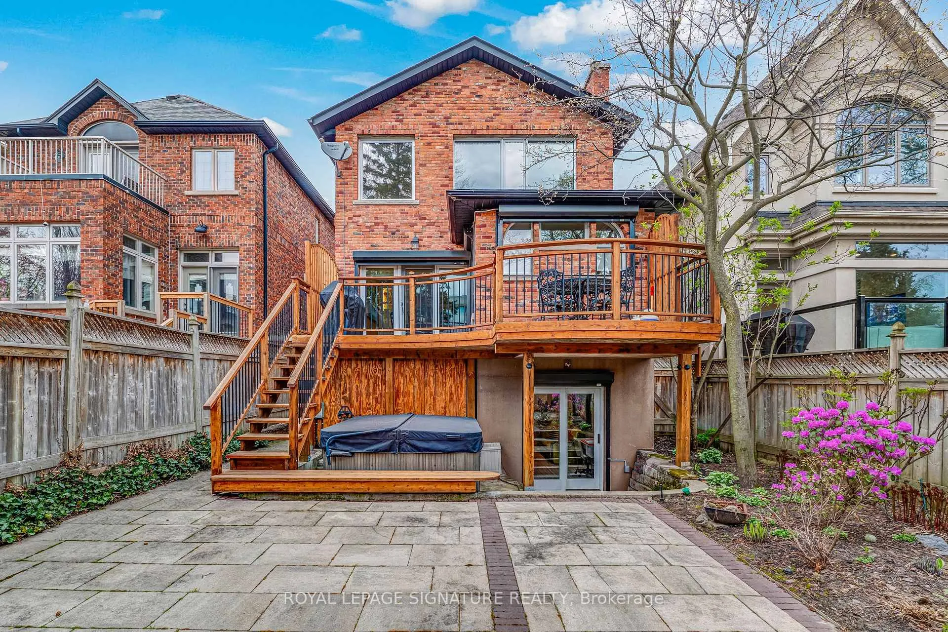 Photo 36 of 46 Esgore Drive, Toronto, Bedford Park-Nortown — HOMEH